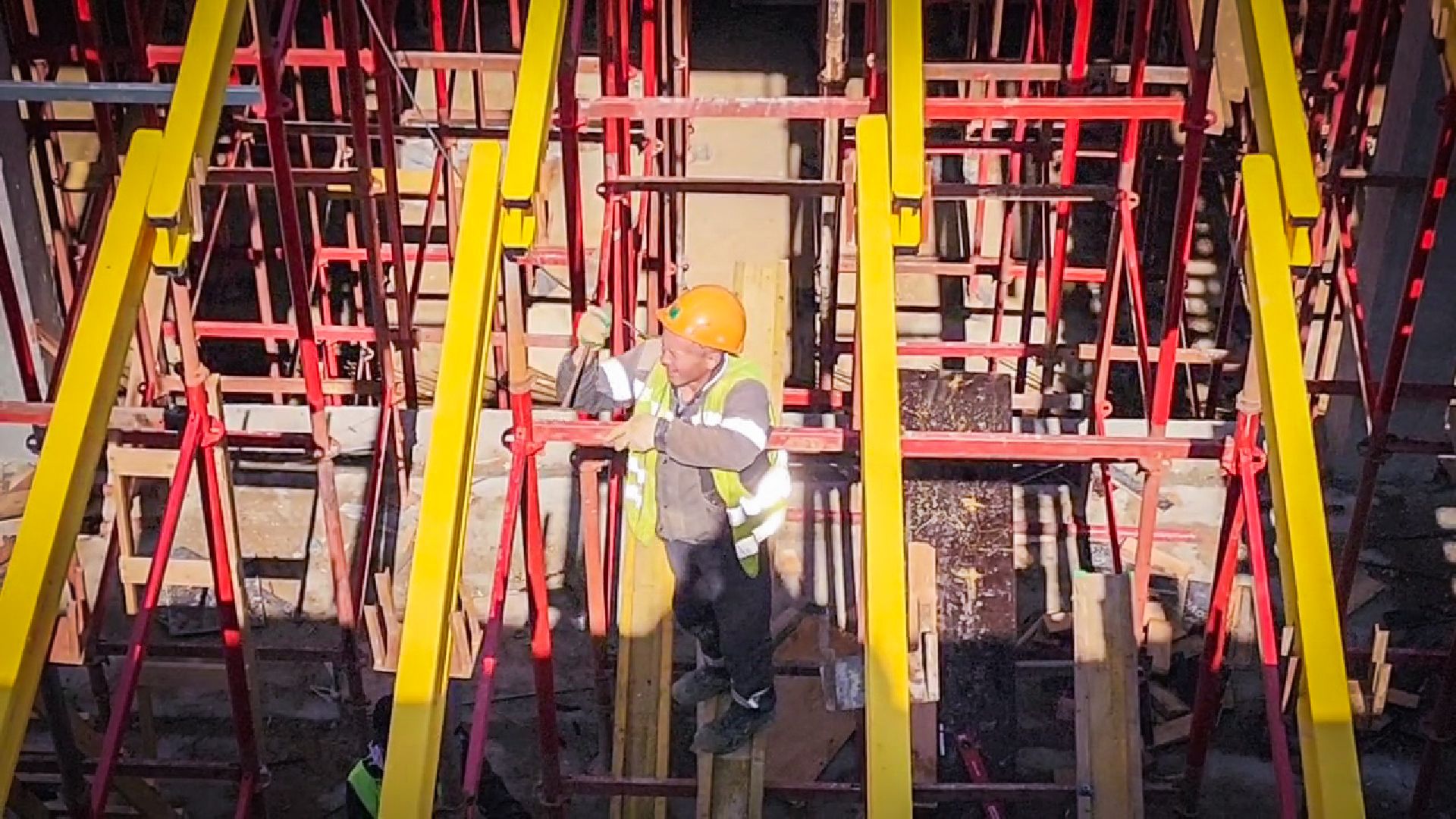 бронницы, центр обслуживания грузового транспорта , строительство ,