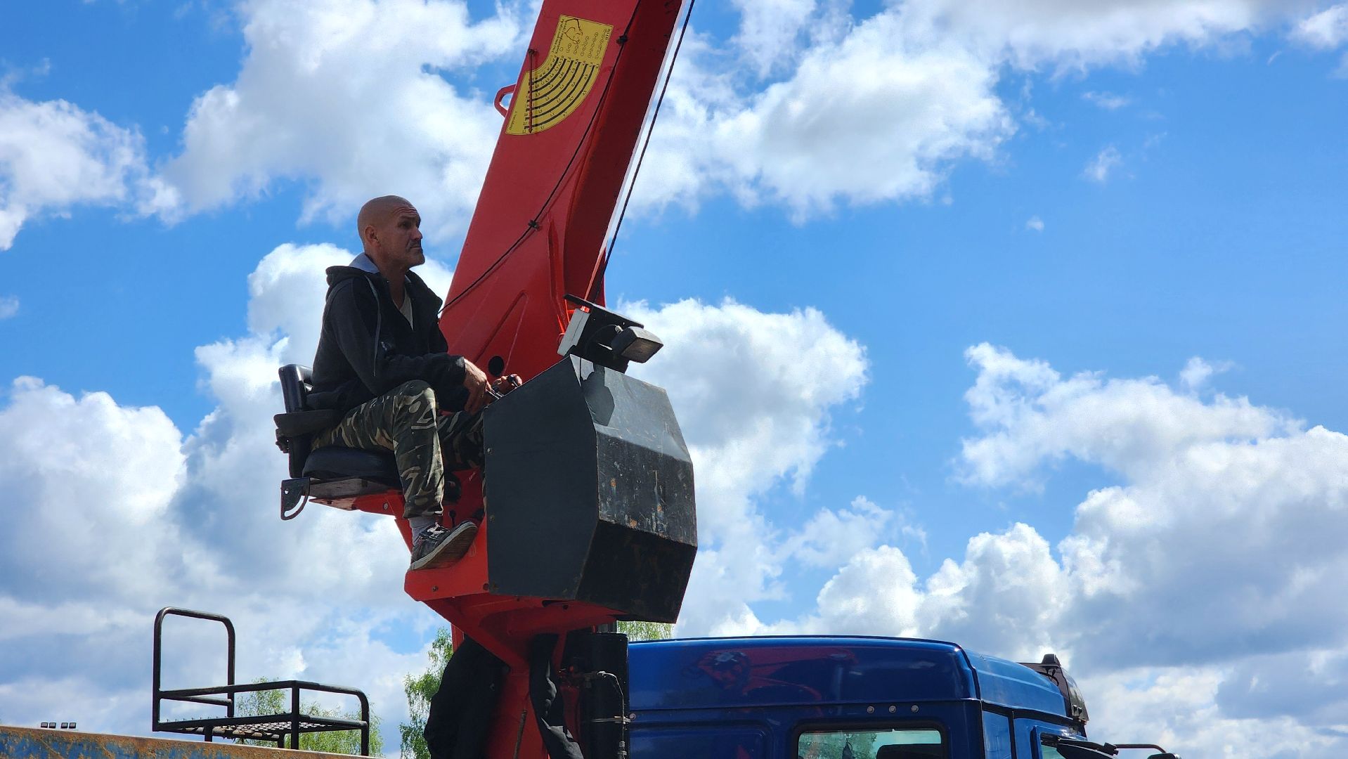 волоколамск, ремонт стадиона, спорт в подмосковье,