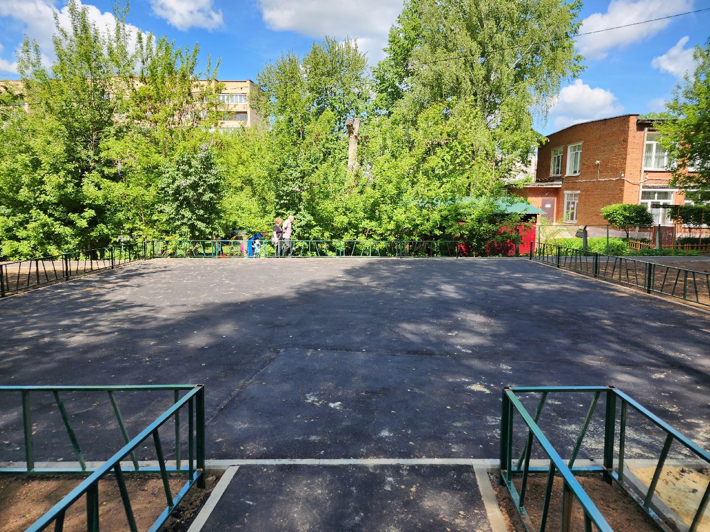 чехов, улица чехова, дворы, комплексное благоустройство, обновление, ремонт, парковки, проезды, пешеходные дорожки, спортивная площадка, зоны отдыха, скамейки, освещение, формирование комфортной городской среды,