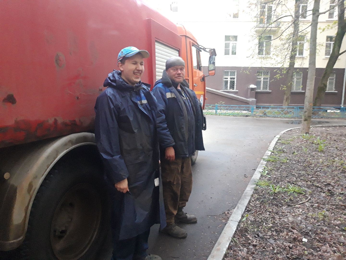 Пушкино, двор, доброе дело,