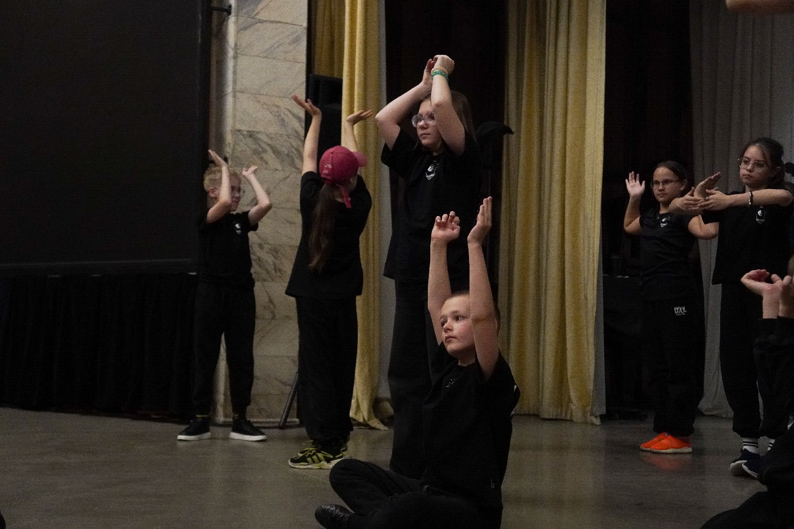 котельники, театральная студия, лампа,