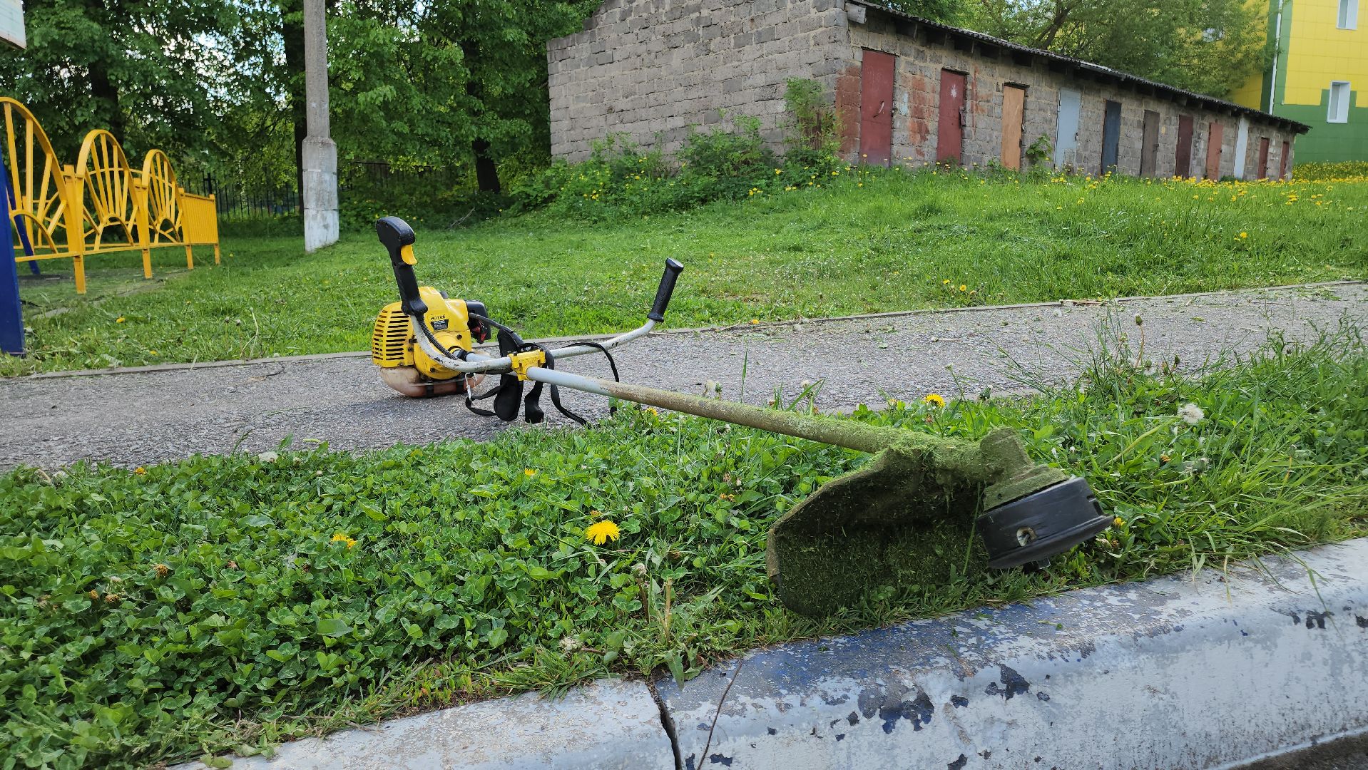 кашира, уборка, дворы, покос травы, покраска, жкх, управляющая компания,