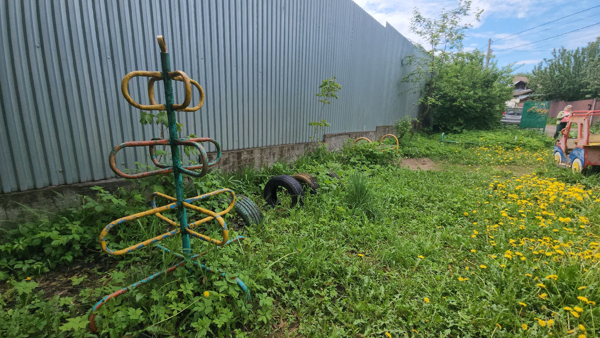 глава городского округа люберцы владимир волков, выездная администиация, просьба жителей, детская игровая площадка,