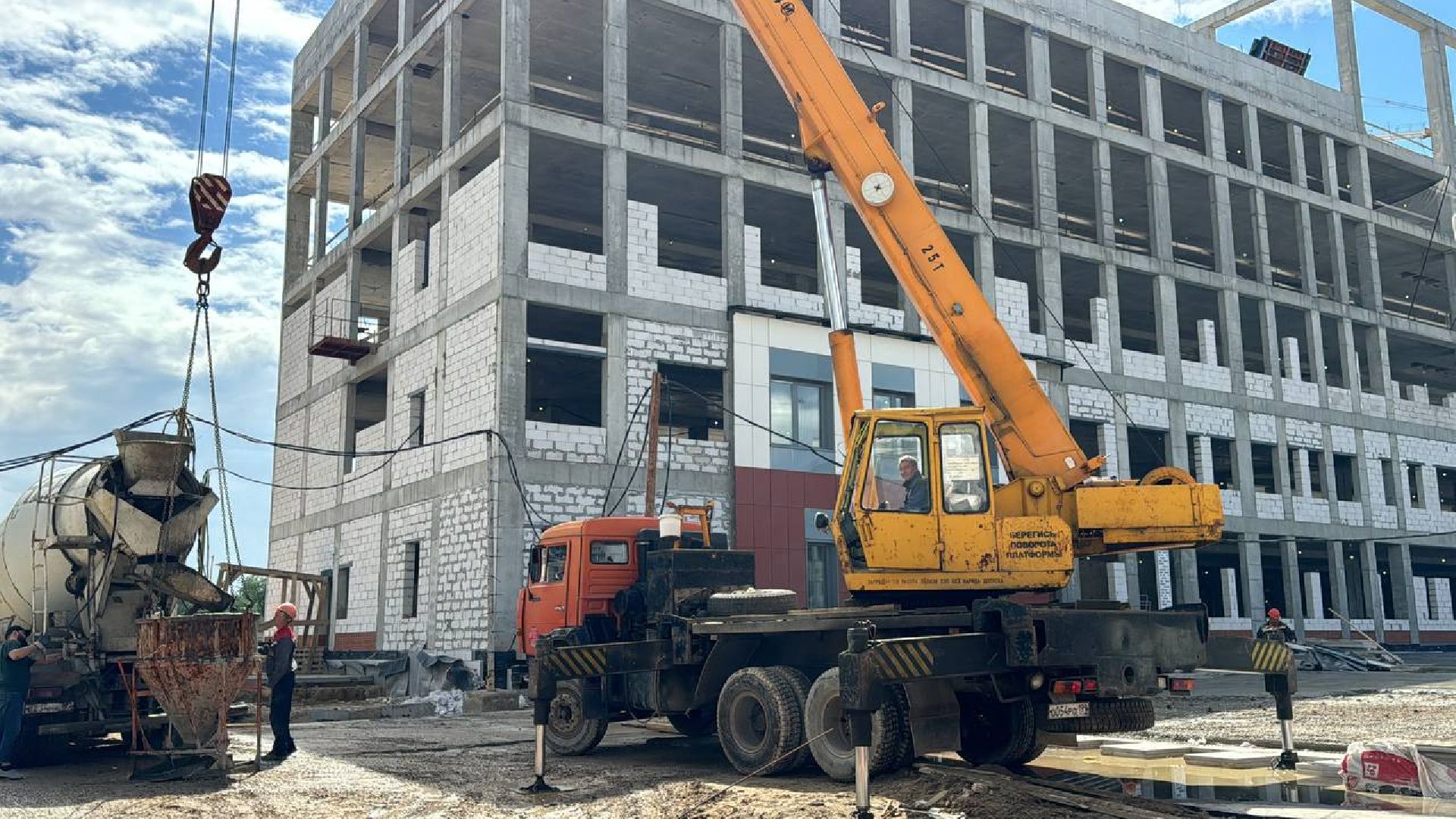 строительсво, больница, ольгино,