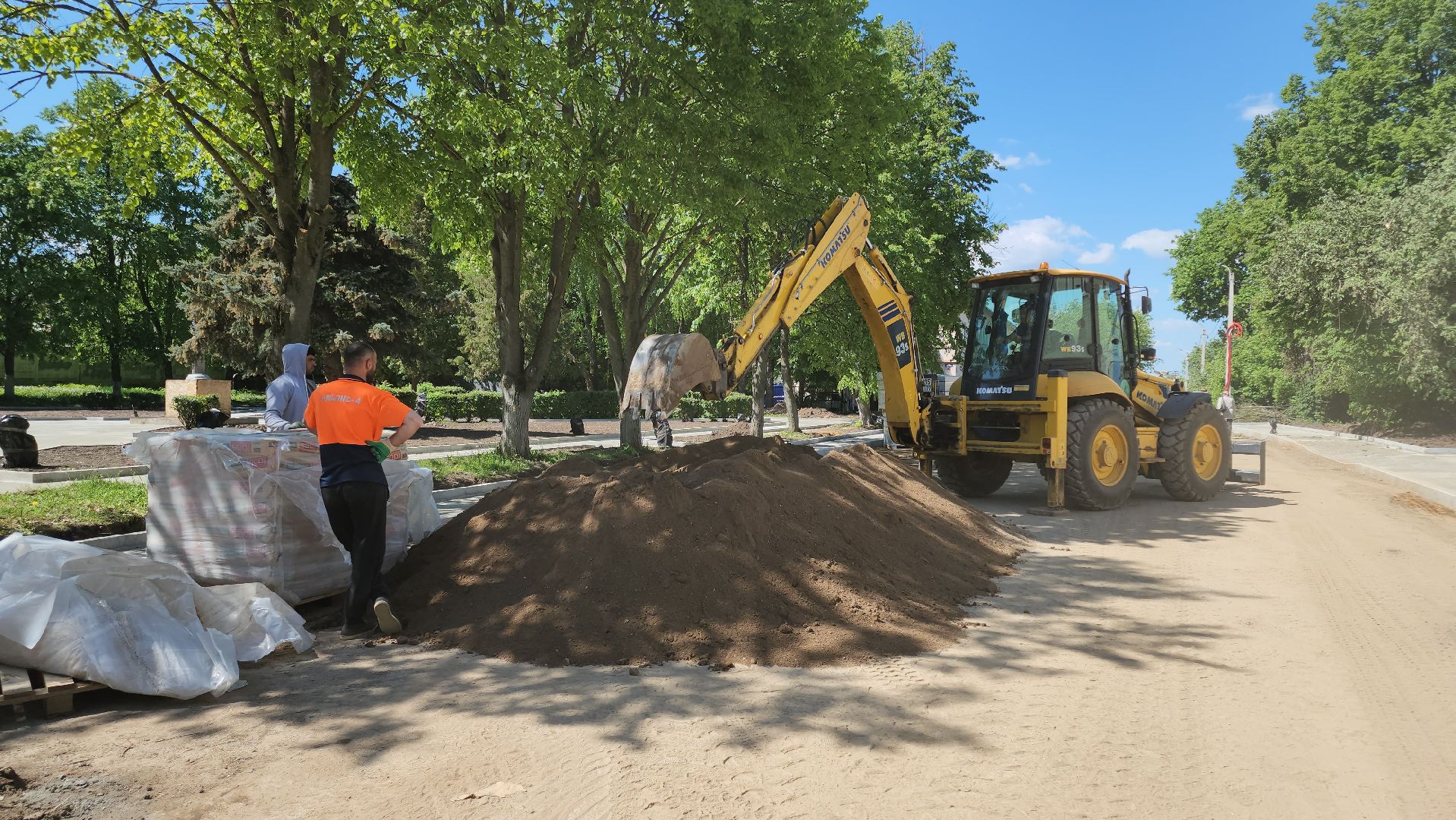 кашира, благоустройство, исторический центр, тротуарная плитка, сквер, бордюры, сухой фонтан,