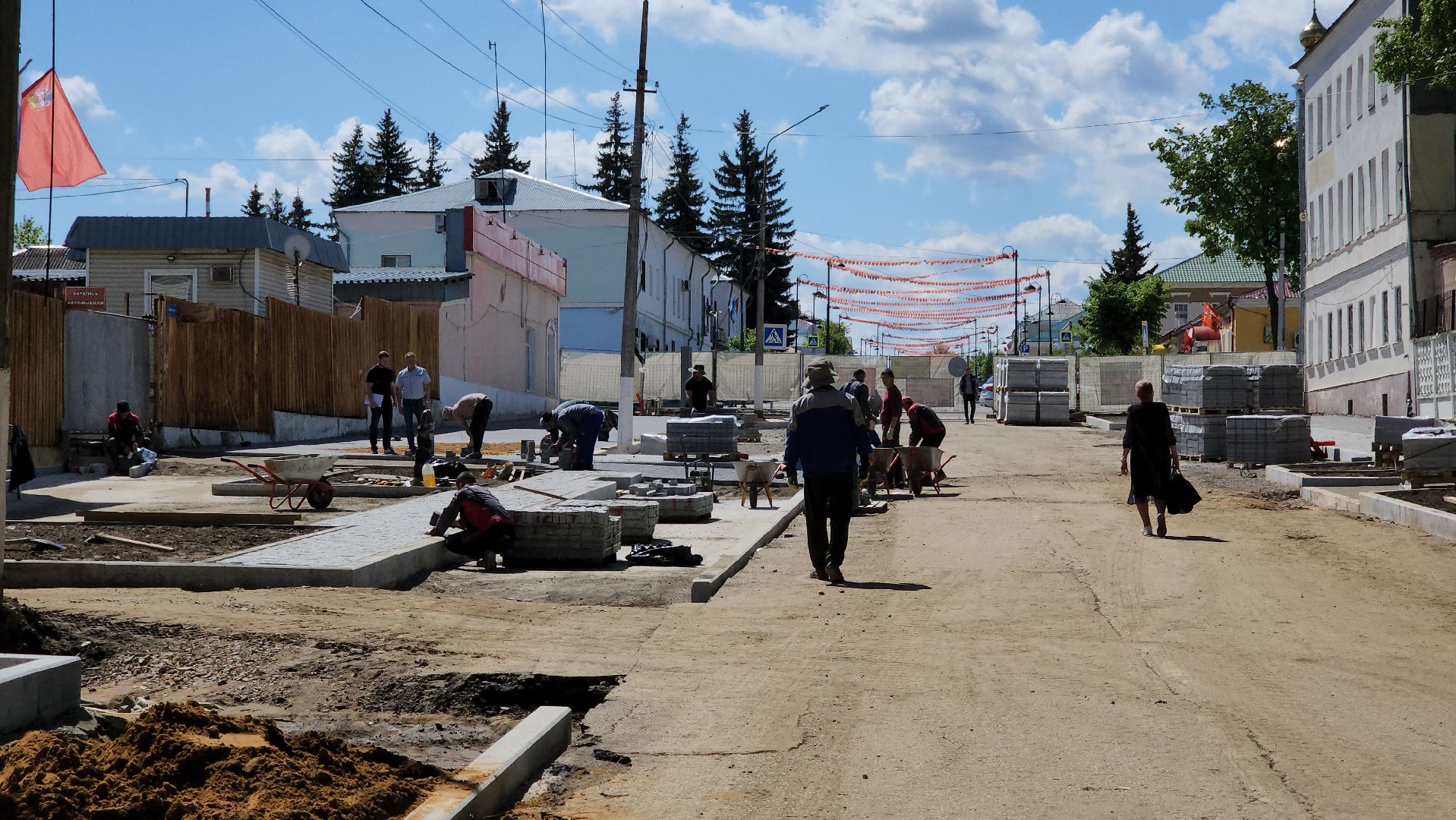 кашира, благоустройство, исторический центр, тротуарная плитка, сквер, бордюры, сухой фонтан,