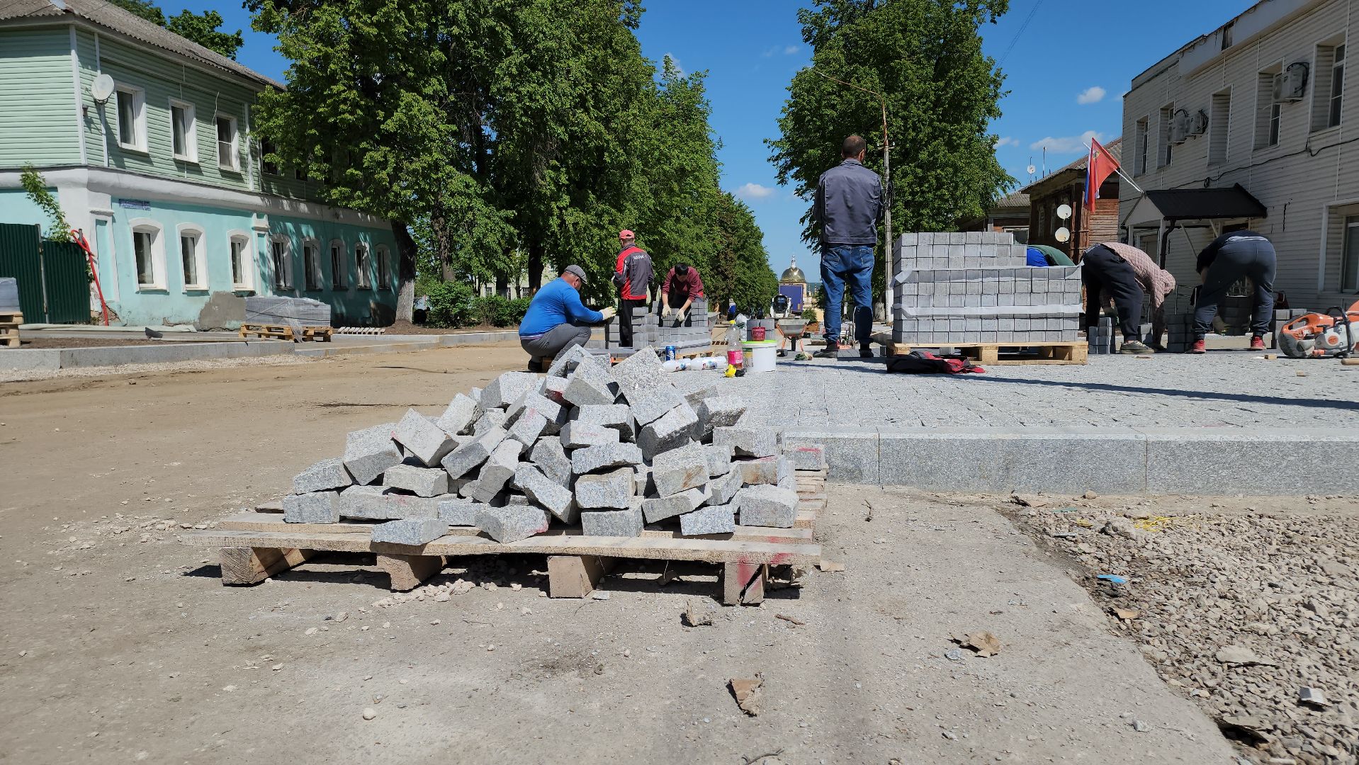 кашира, благоустройство, исторический центр, тротуарная плитка, сквер, бордюры, сухой фонтан,