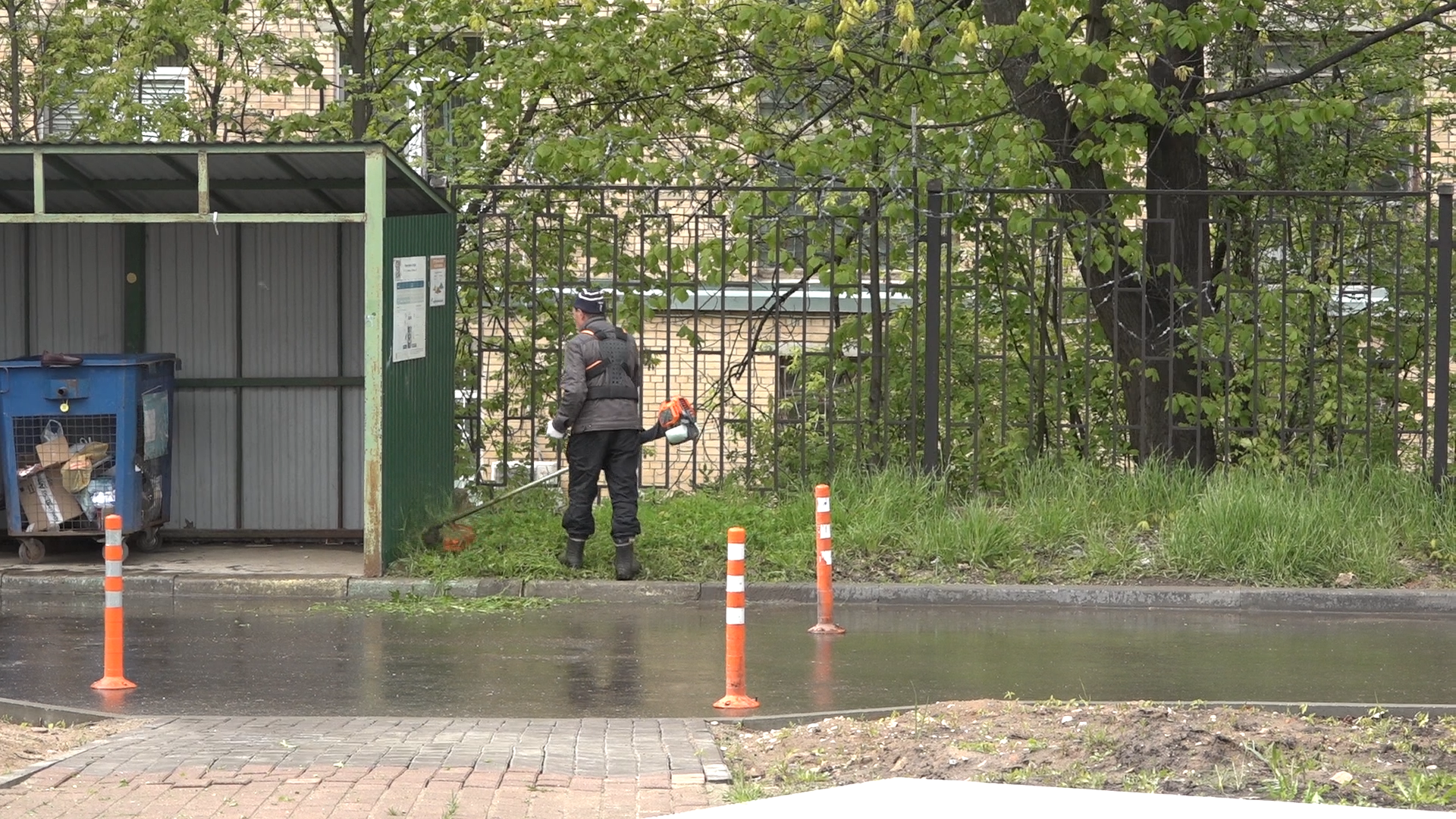благоустройство, детская площадка, спортивная площадка, власиха спортивный, уборка территории,
