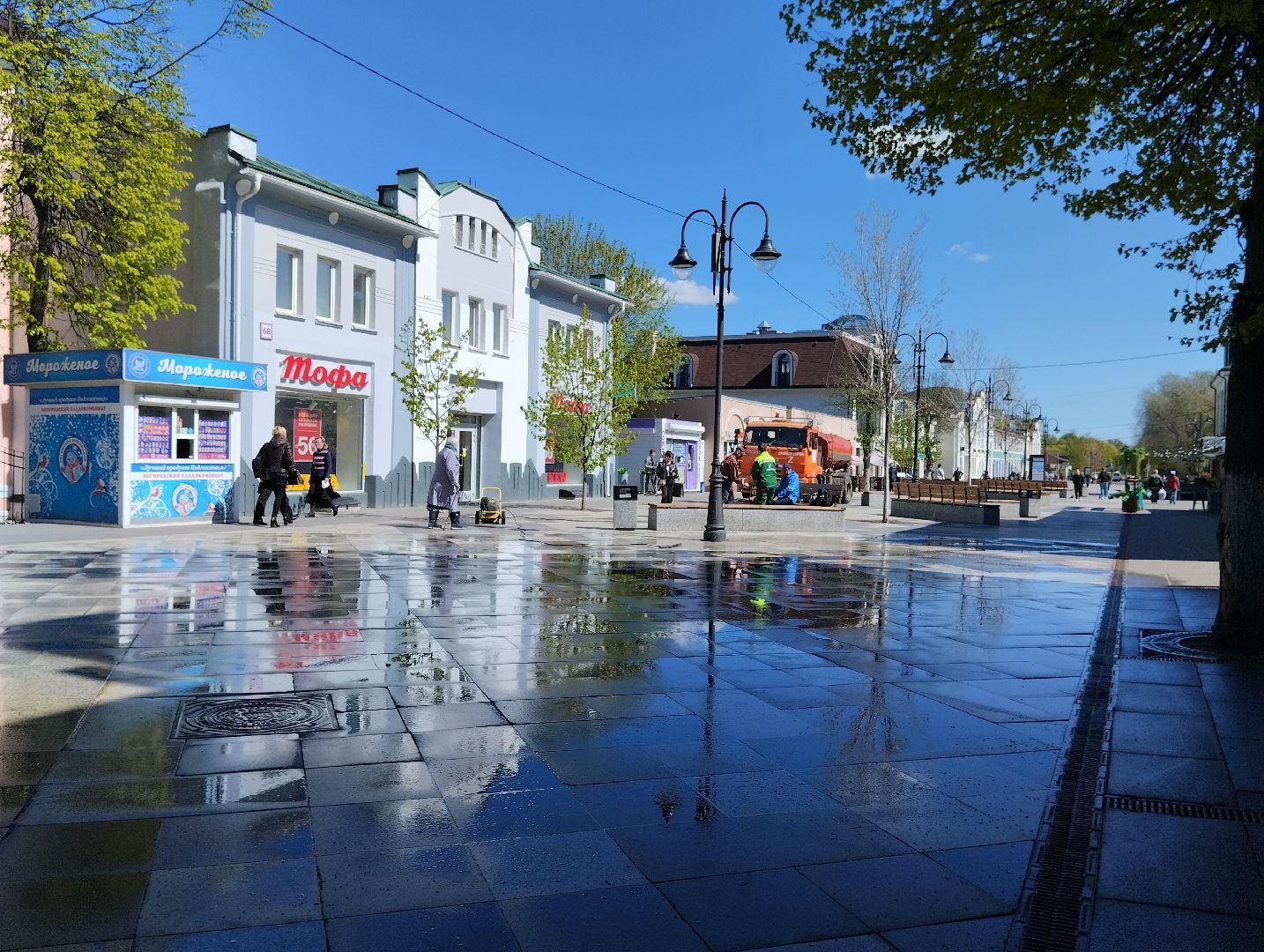 Благоустройство, уборка территорий, коммунальные службы, промывка тротуаров, Ногинск