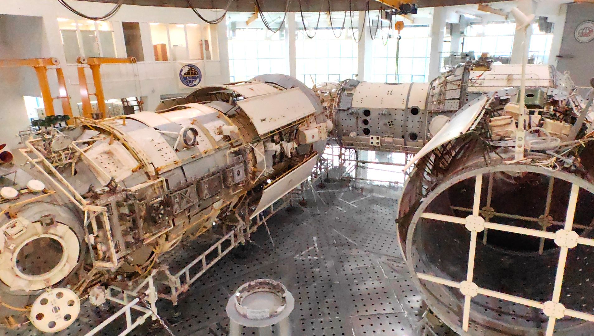 сурдокамера, спускаемый аппарат, капсула, Центр подготовки космонавтов, центрифуга, невесомость,