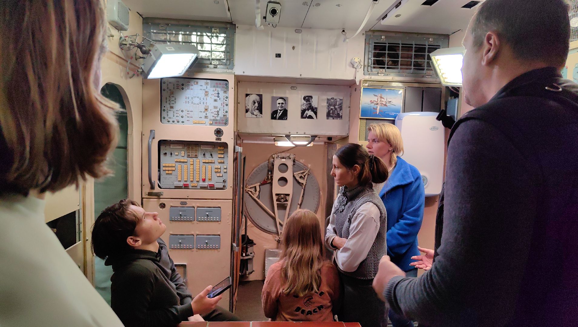 сурдокамера, спускаемый аппарат, капсула, Центр подготовки космонавтов, центрифуга, невесомость,