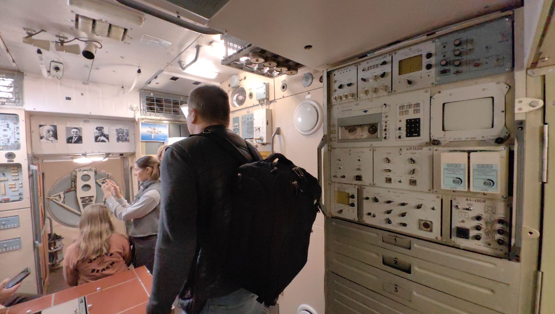 сурдокамера, спускаемый аппарат, капсула, Центр подготовки космонавтов, центрифуга, невесомость,