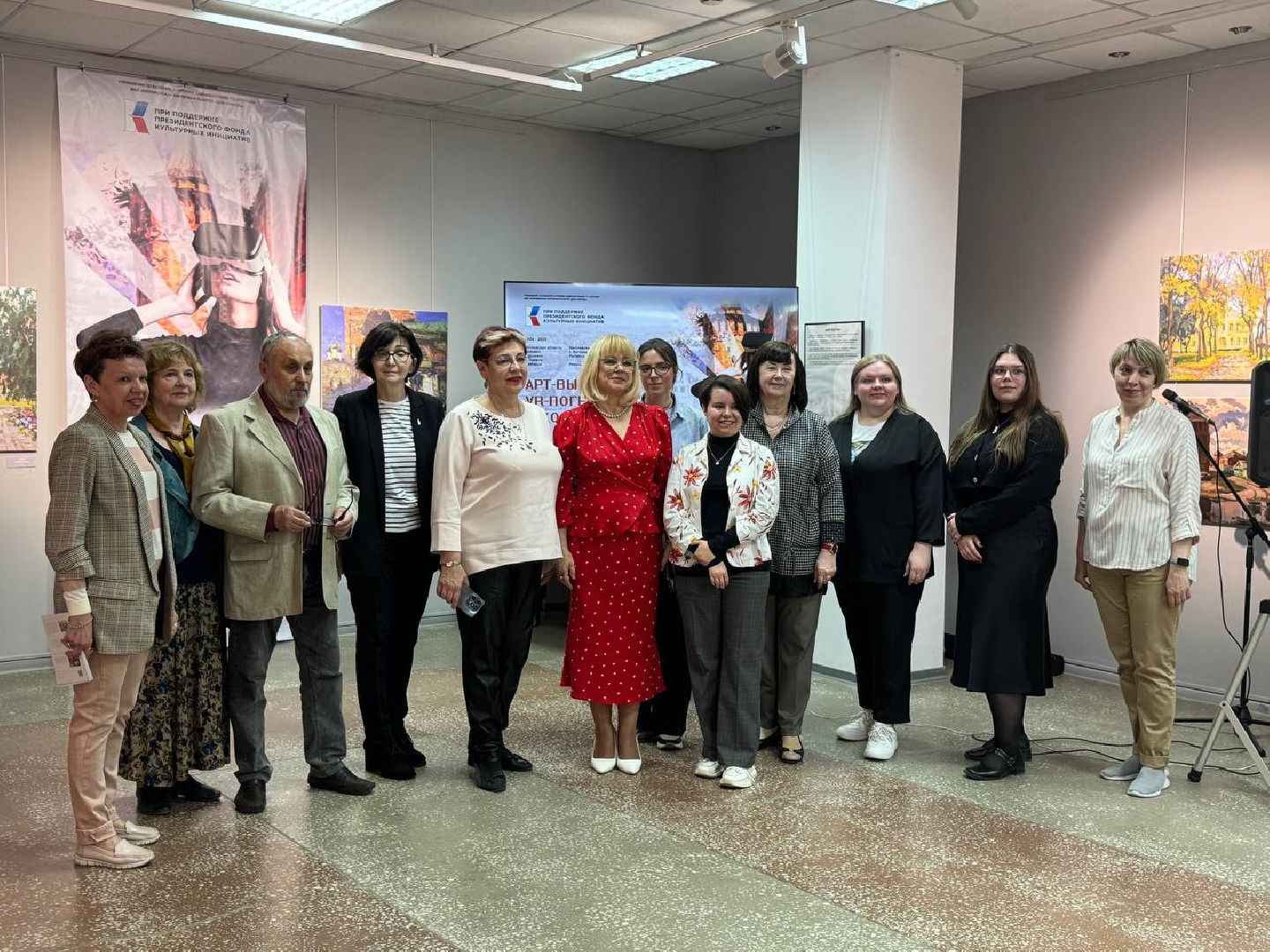 выставка, открытие, виртуальная реальность, картинная галерея,