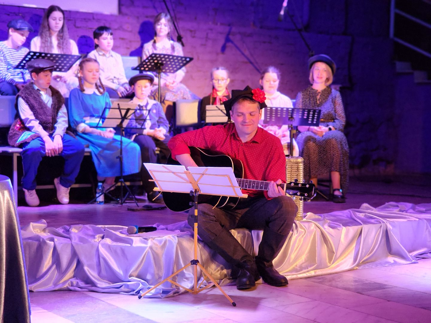 сергиев посад, дк октябрь, лидия лебедева, автобиография, александр кравченко, спектакль,