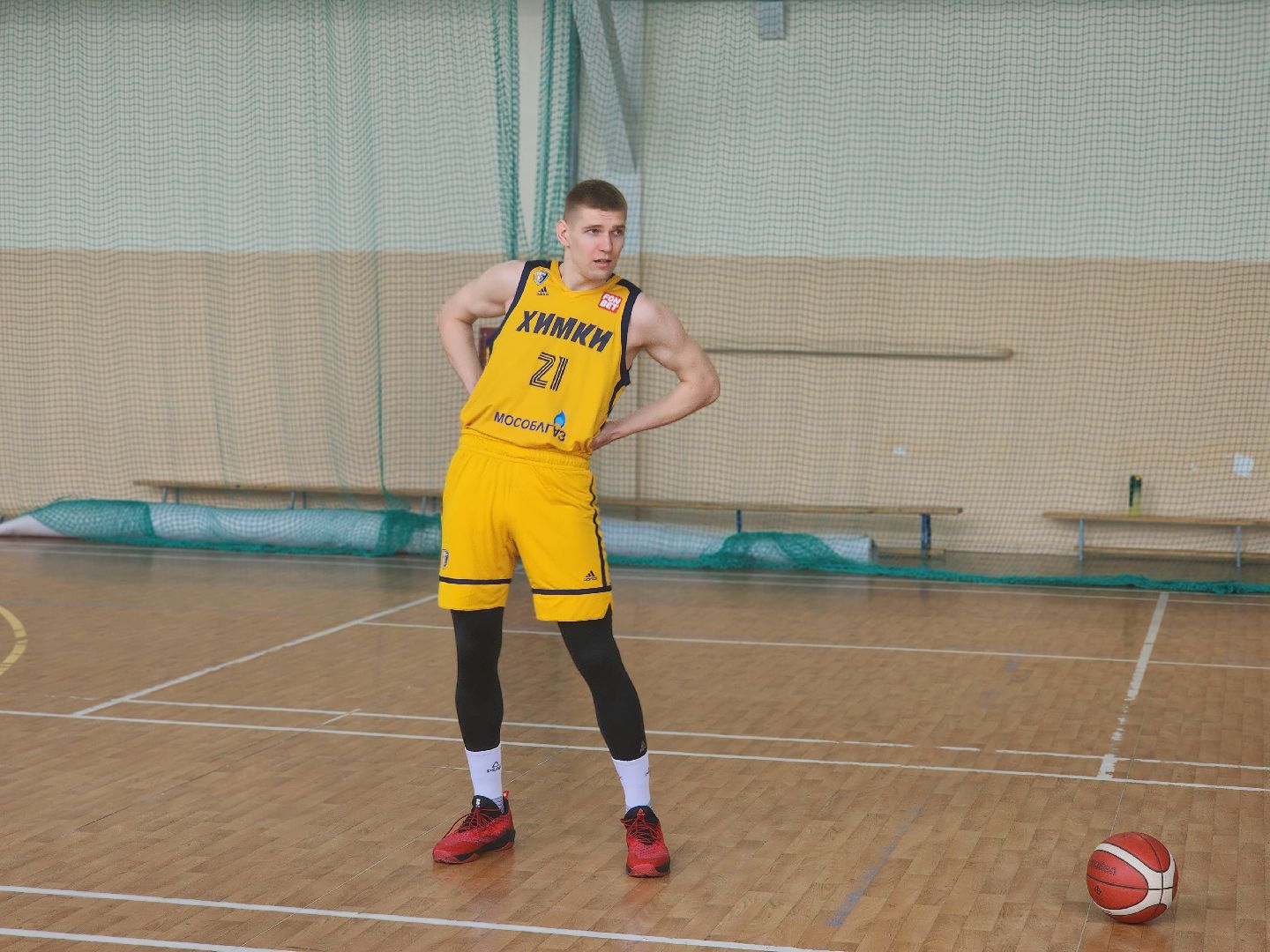 королёв, профессиональный баскетбол, стадион металлист в королеве, кирилл попов,