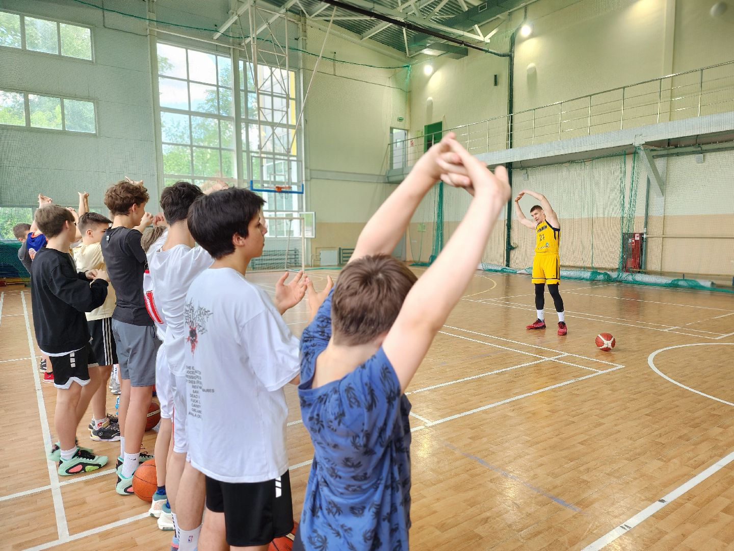 королёв, профессиональный баскетбол, стадион металлист в королеве, кирилл попов,