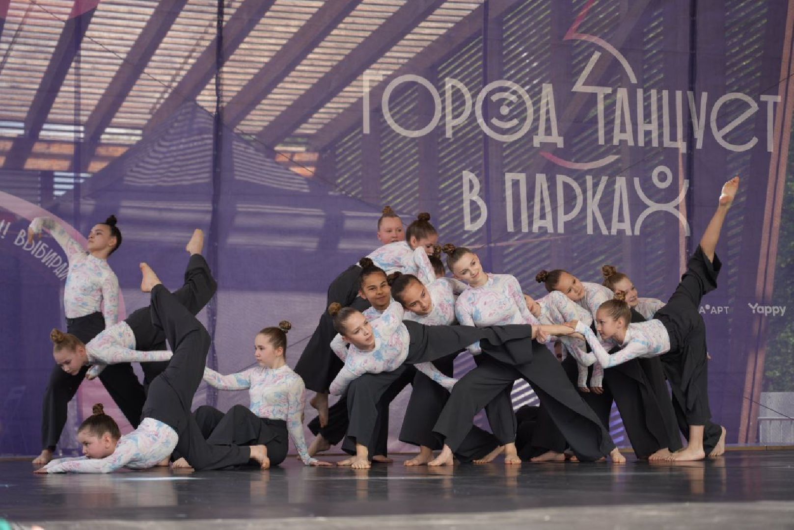 город танцует в парках, танцы, егор дружинин, мособлпарк, сергиев посад, скитские пруды , сергиево-посадский городской округ, парки подмосковья, парки мо,