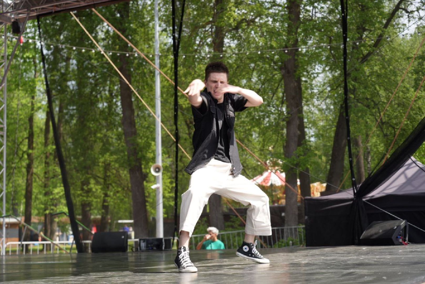 город танцует в парках, танцы, егор дружинин, мособлпарк, сергиев посад, скитские пруды , сергиево-посадский городской округ, парки подмосковья, парки мо,