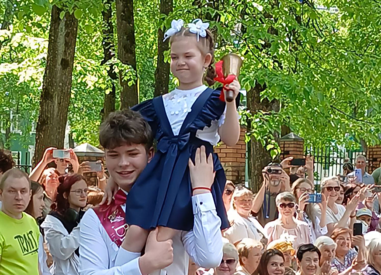 городской округ пушкинский, красноармейск, центр образования, последний звонок 11 класс,