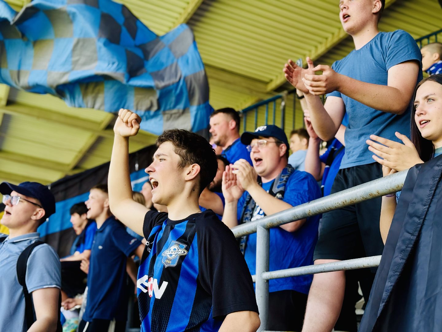 раменское, леон сатурн, раменский сатурн, футбольные фанаты,