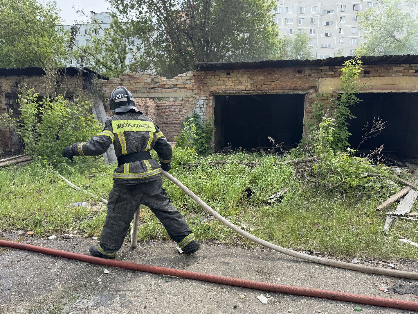 пожар, балашиха, первомайская улица, мчс,