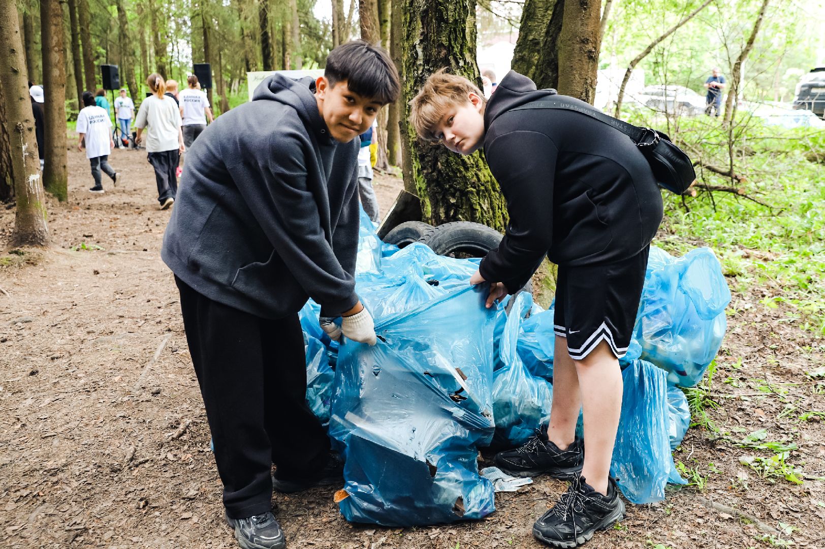 экоакция, лес, мусор,