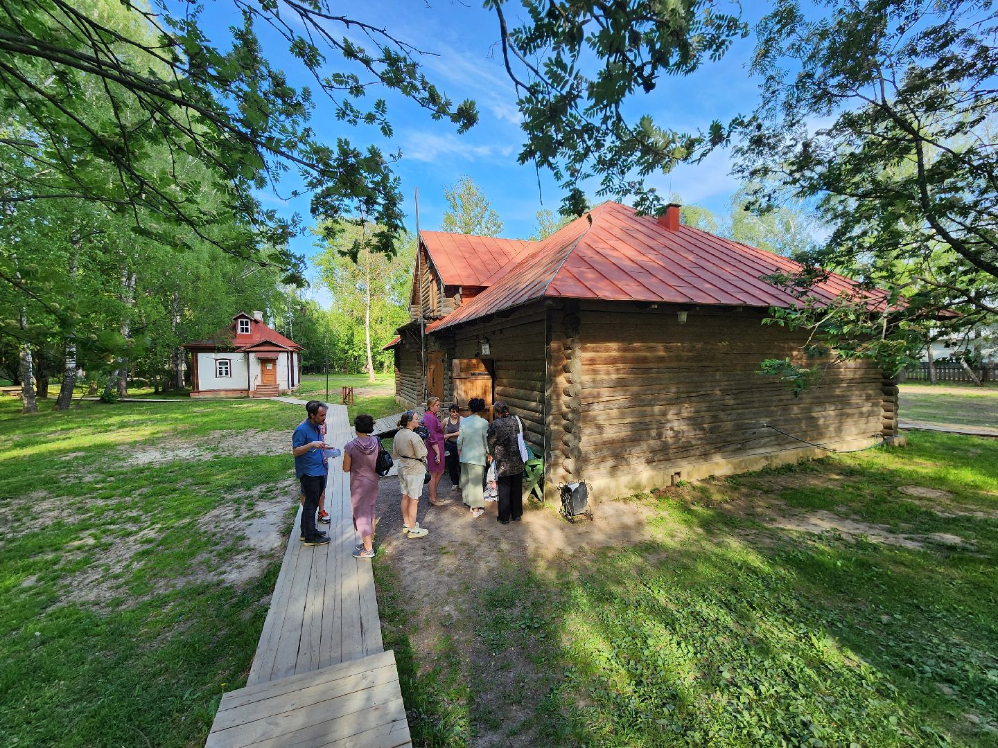 чехов, село мелихово, музей-заповедник, фестиваль мелиховская весна, никита михалков, академия, документальный фильм, спектакль метаморфозы святая простота, чехов писатель на все времена,обзорные экскурсии,