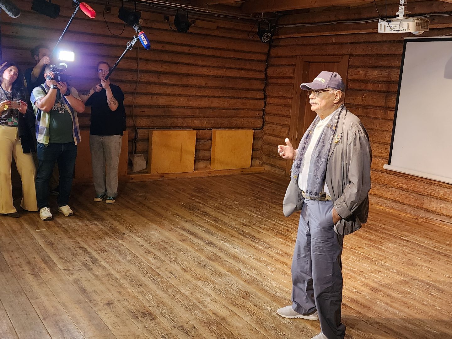 чехов, село мелихово, музей-заповедник, фестиваль мелиховская весна, никита михалков, академия, документальный фильм, спектакль метаморфозы святая простота, чехов писатель на все времена,обзорные экскурсии,