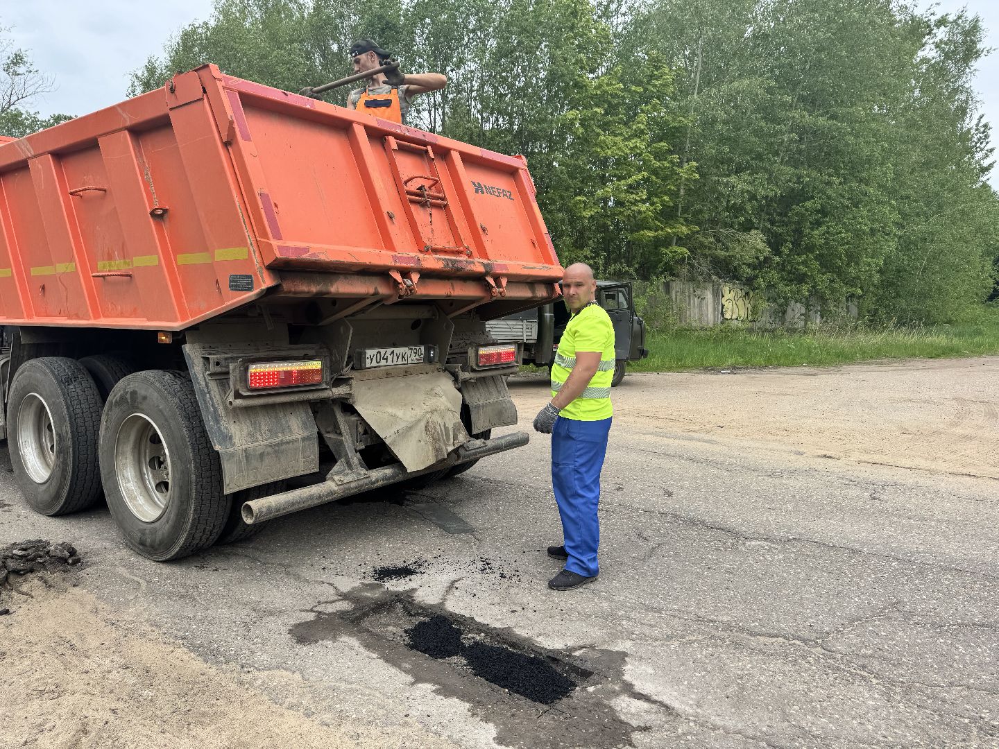 шаховская, ямочный ремон, ямочный ремонт дорог, коммунальная служба,