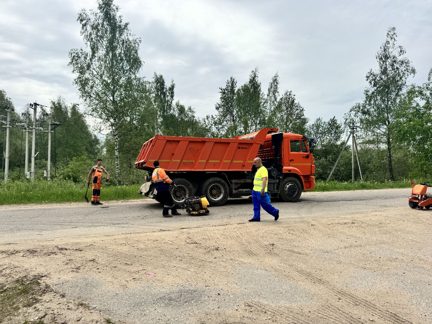шаховская, ямочный ремон, ямочный ремонт дорог, коммунальная служба,