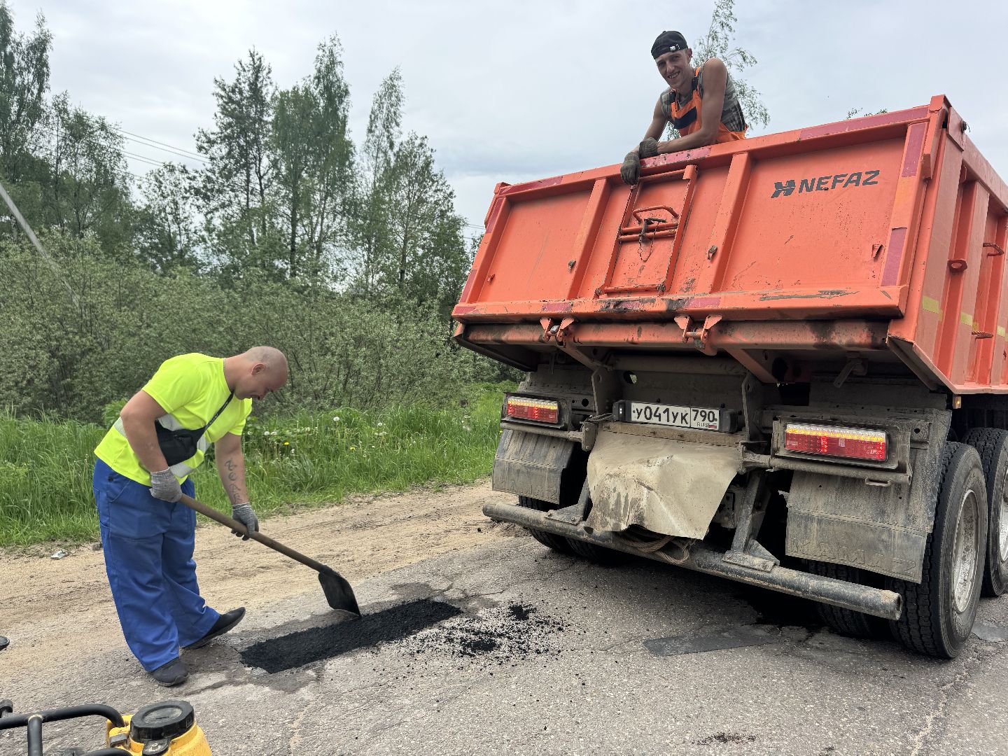 шаховская, ямочный ремон, ямочный ремонт дорог, коммунальная служба,