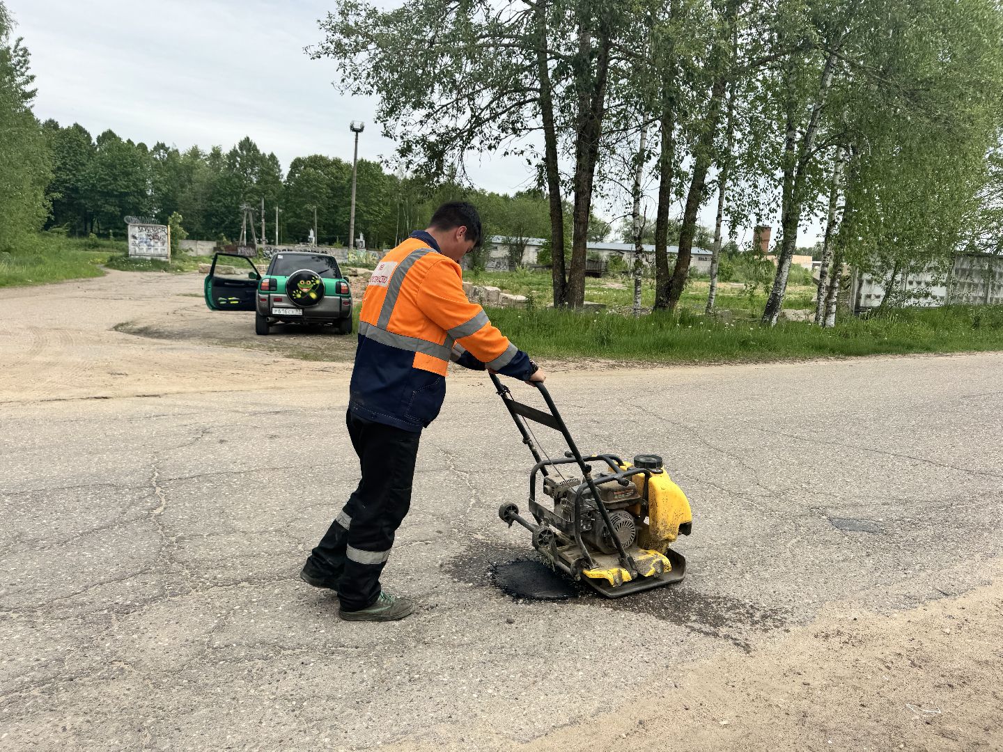 шаховская, ямочный ремон, ямочный ремонт дорог, коммунальная служба,