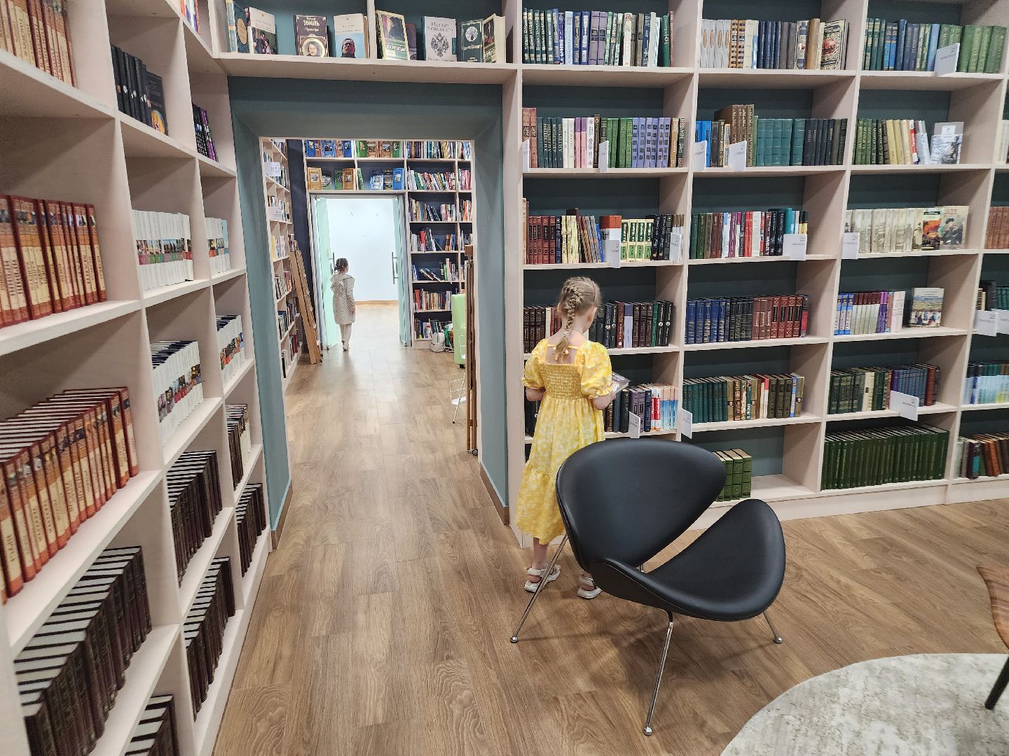 долгопрудный, центральная модельная библиотека, день самоуправления, школьники, книговыдача,