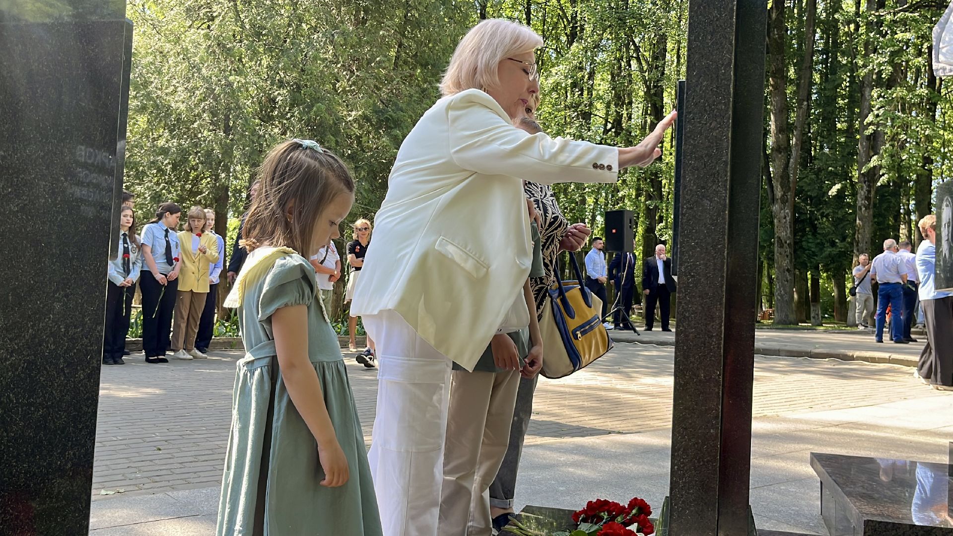 наро-фоминский городской округ, аллея героев, роман шамнэ, никифор марков, герой советского союза, год защитника отечества,