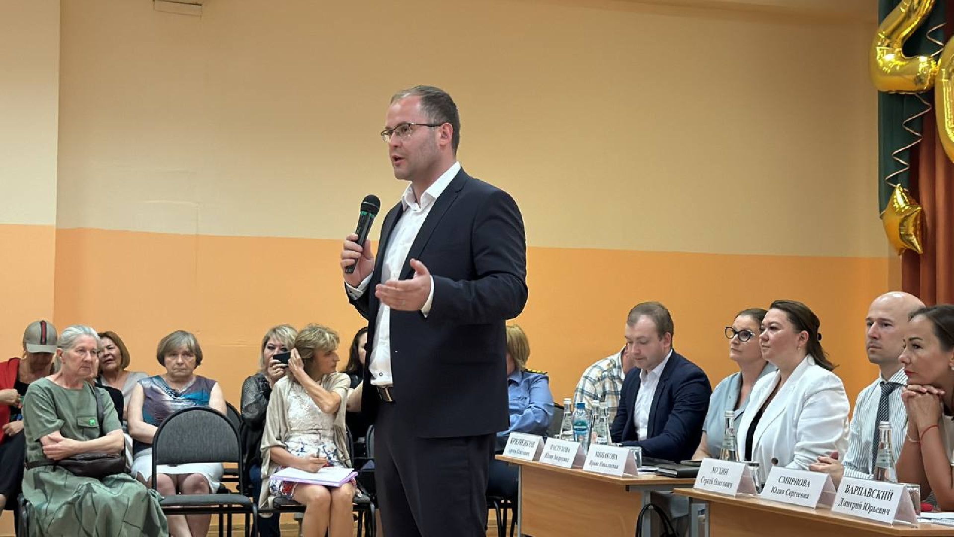 выездная администиация, встреча с жителями, обсуждение с жителями,