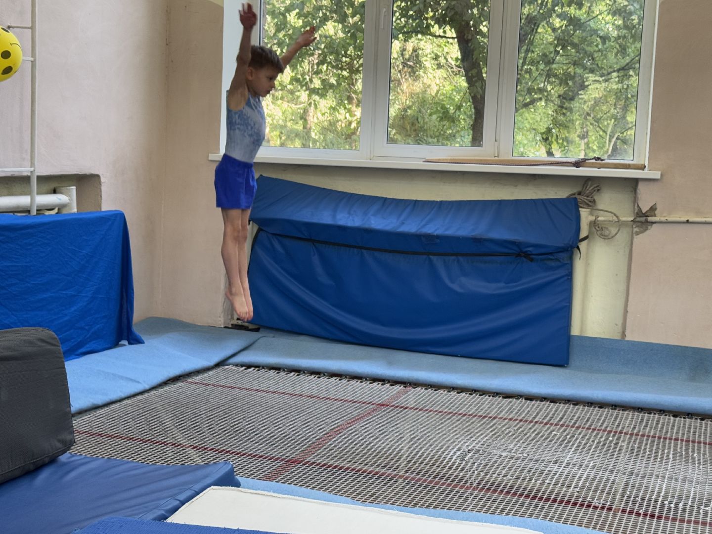 спортивная гимнастика, балашиха, книга рекордов россии, марк маилян, центр гимнастики смайл,