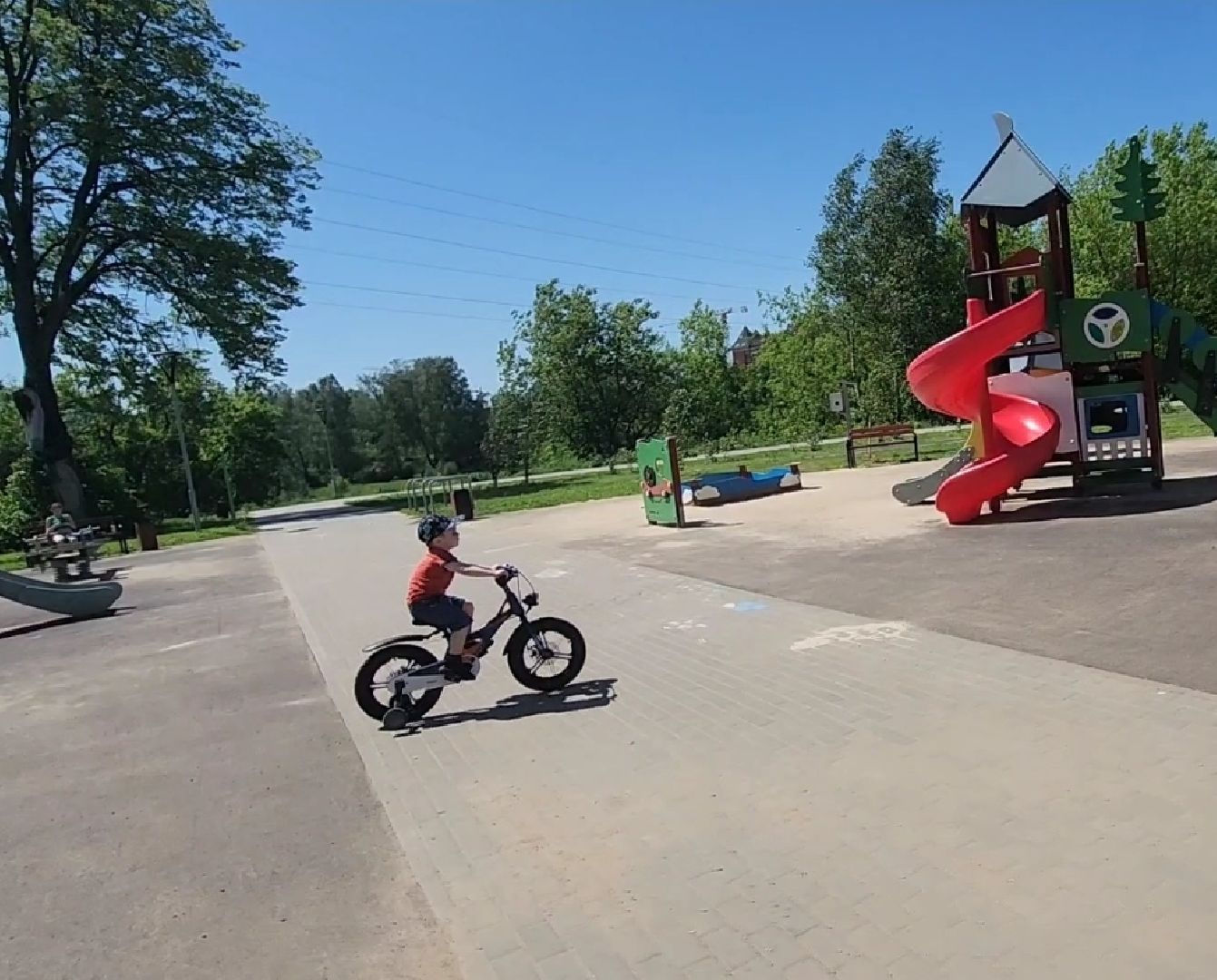 долгопрудный, жк бригантина, парк бригантины, канатная дорога, скейт-парк, столы для шахмат, дети, спорт - это жизнь,