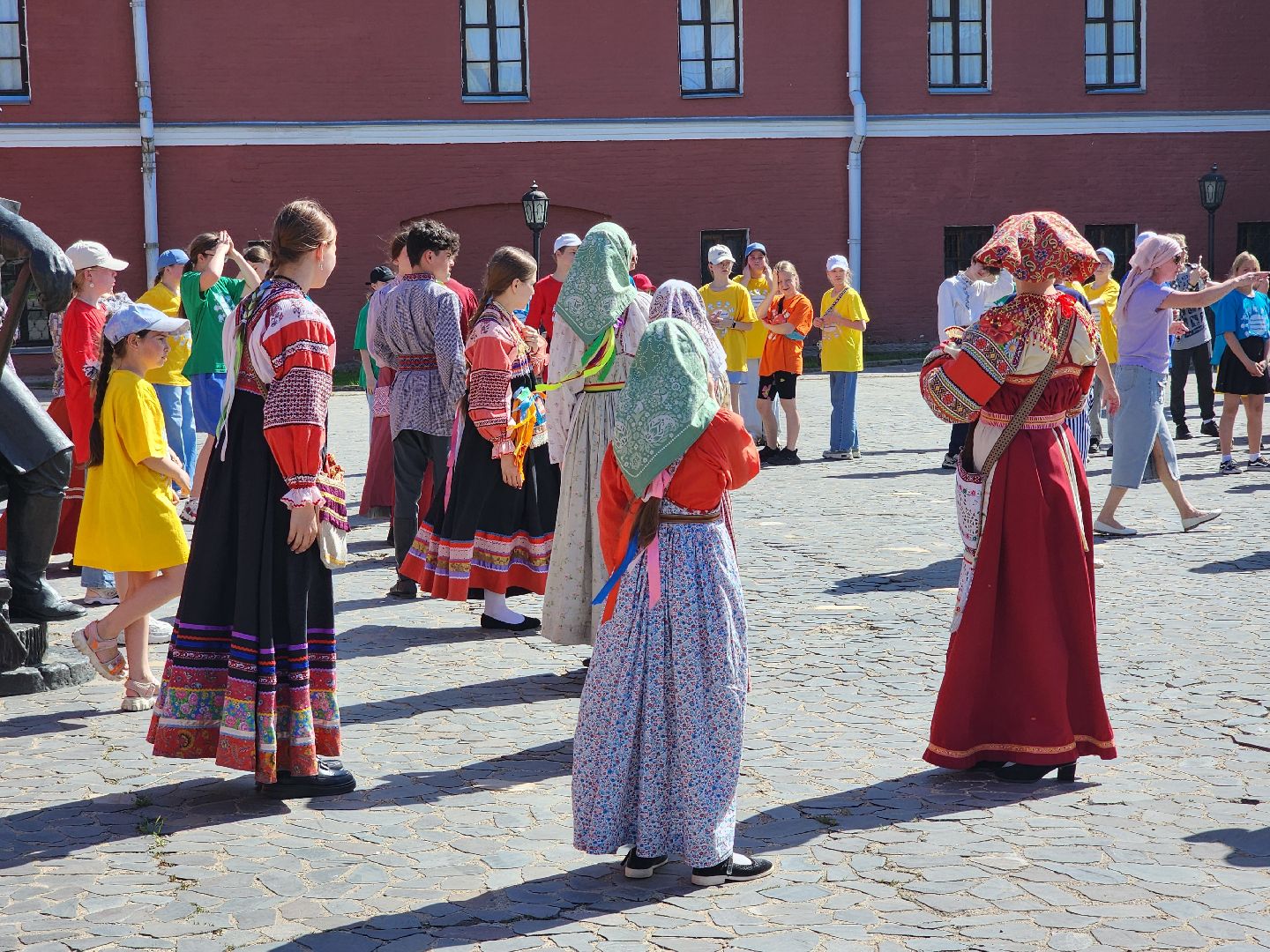 сергиев посад, сергиево-посадский музей-заповедник, конный двор, живая родина, фольклорный фестиваль,