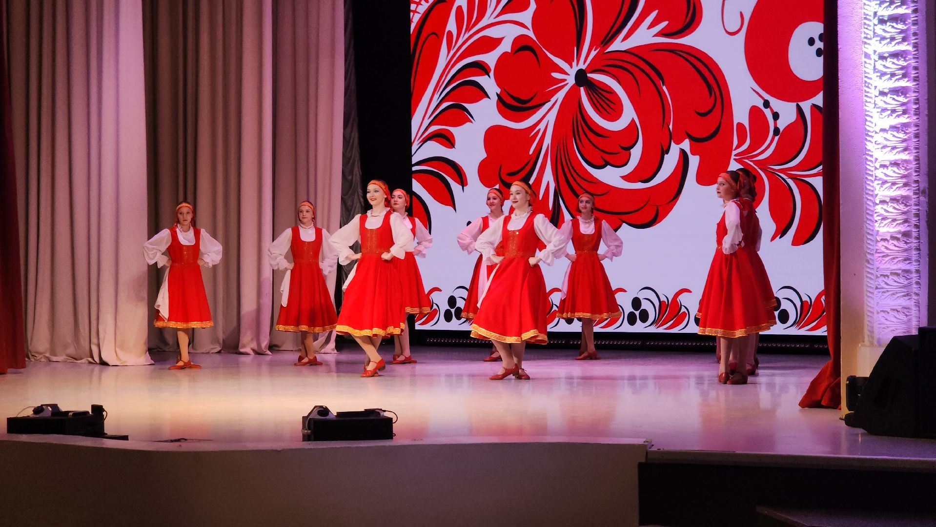 Танцевальные коллективы, Танцы народов мира, концерт, щёлково,