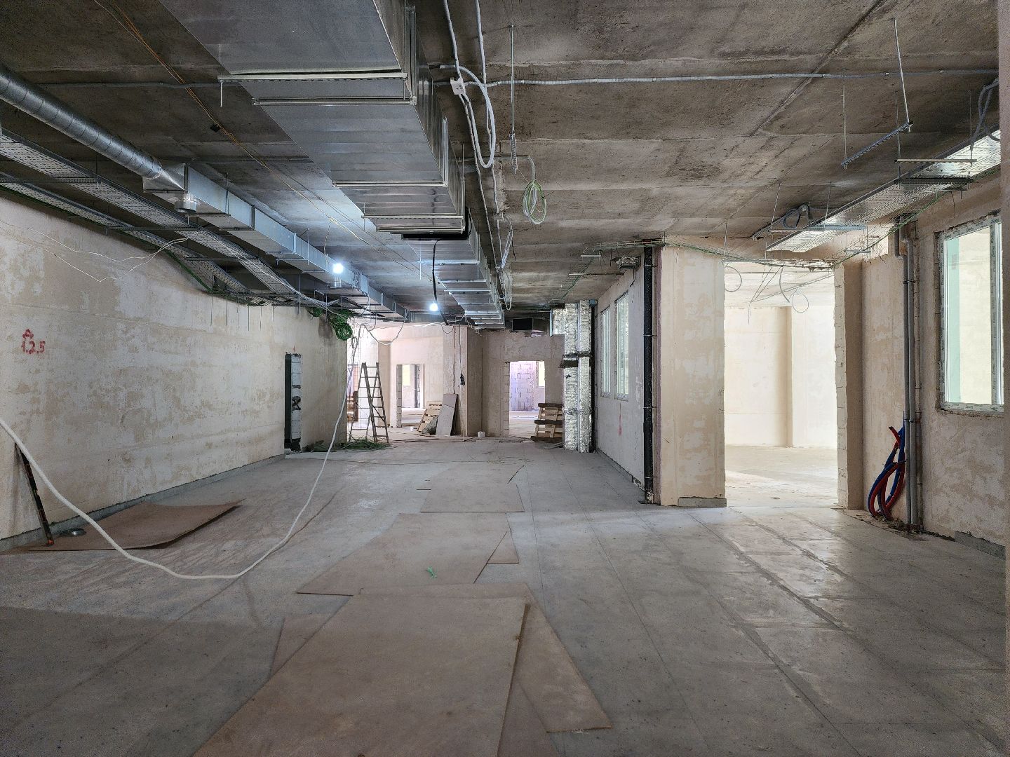 королёв,  новая пристройка к школе в королеве , губернатор московской области,