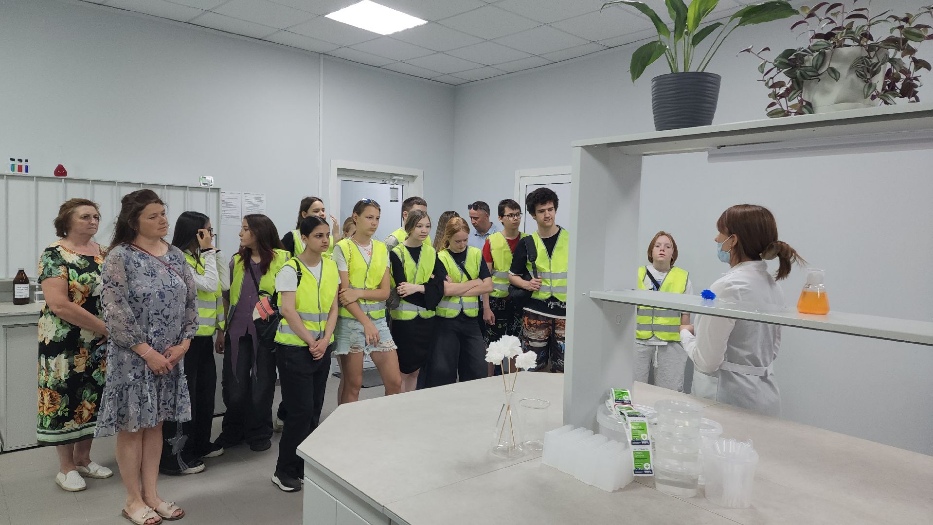 красноармейск, городской округ пушкинский, экскурсия для школьников, производство бытовой химии,