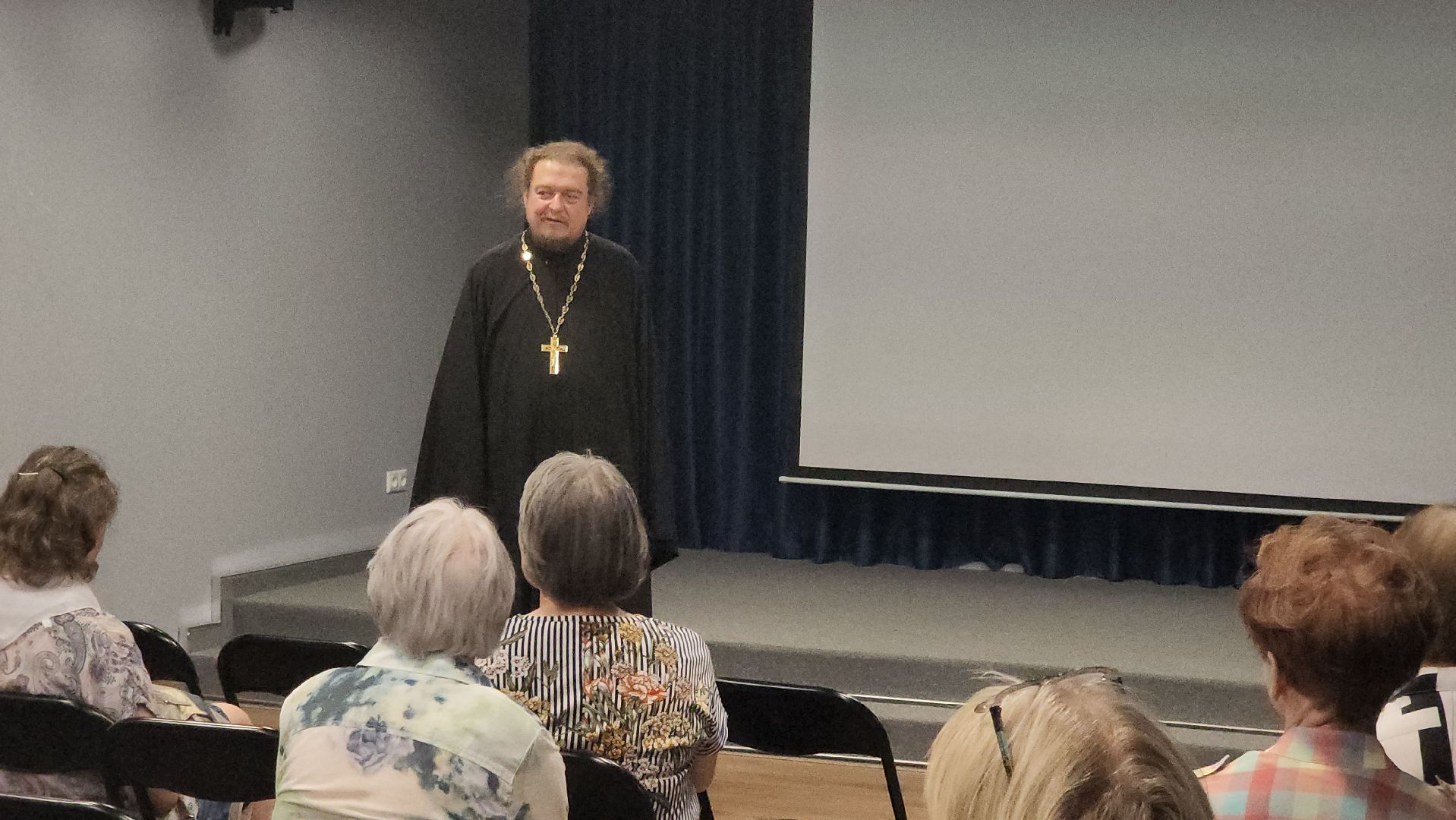 долгопрудный, екатерина дашкова, отец вячеслав осипов, долгопрудненское благочиние, лекторий,во славу росссии,