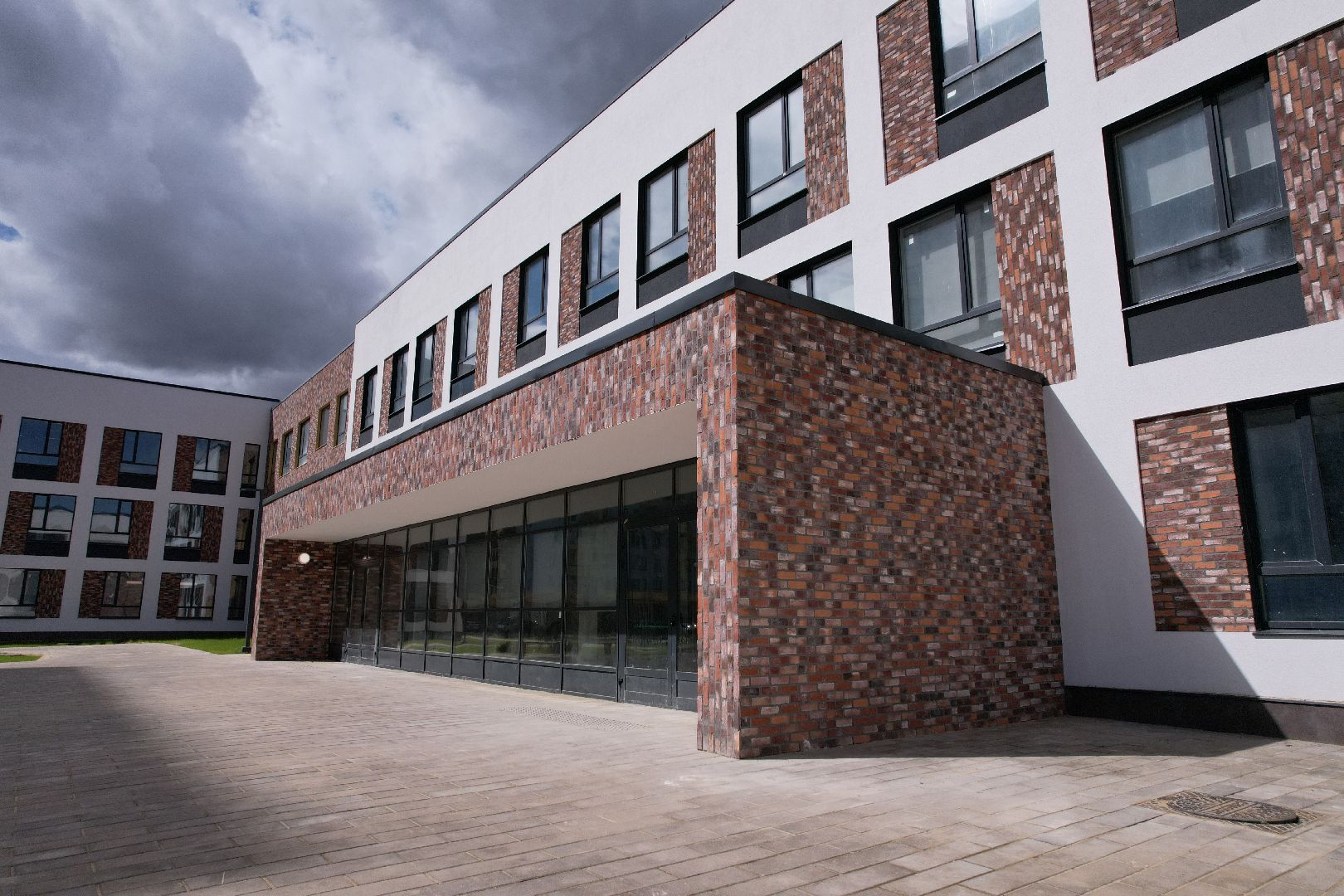 видео с коптера, школа в жк горки парк, школа в ленинском,