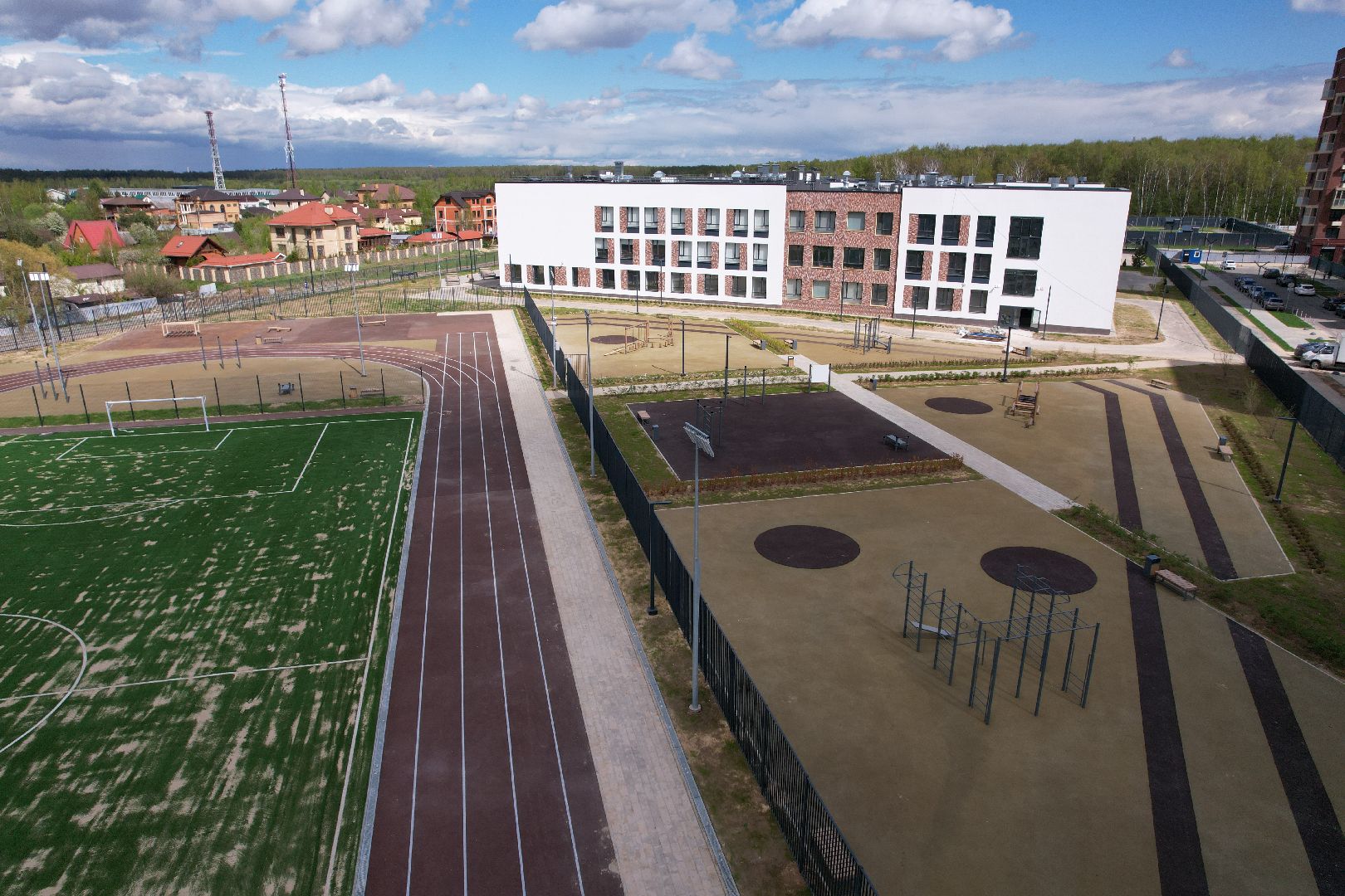 видео с коптера, школа в жк горки парк, школа в ленинском,