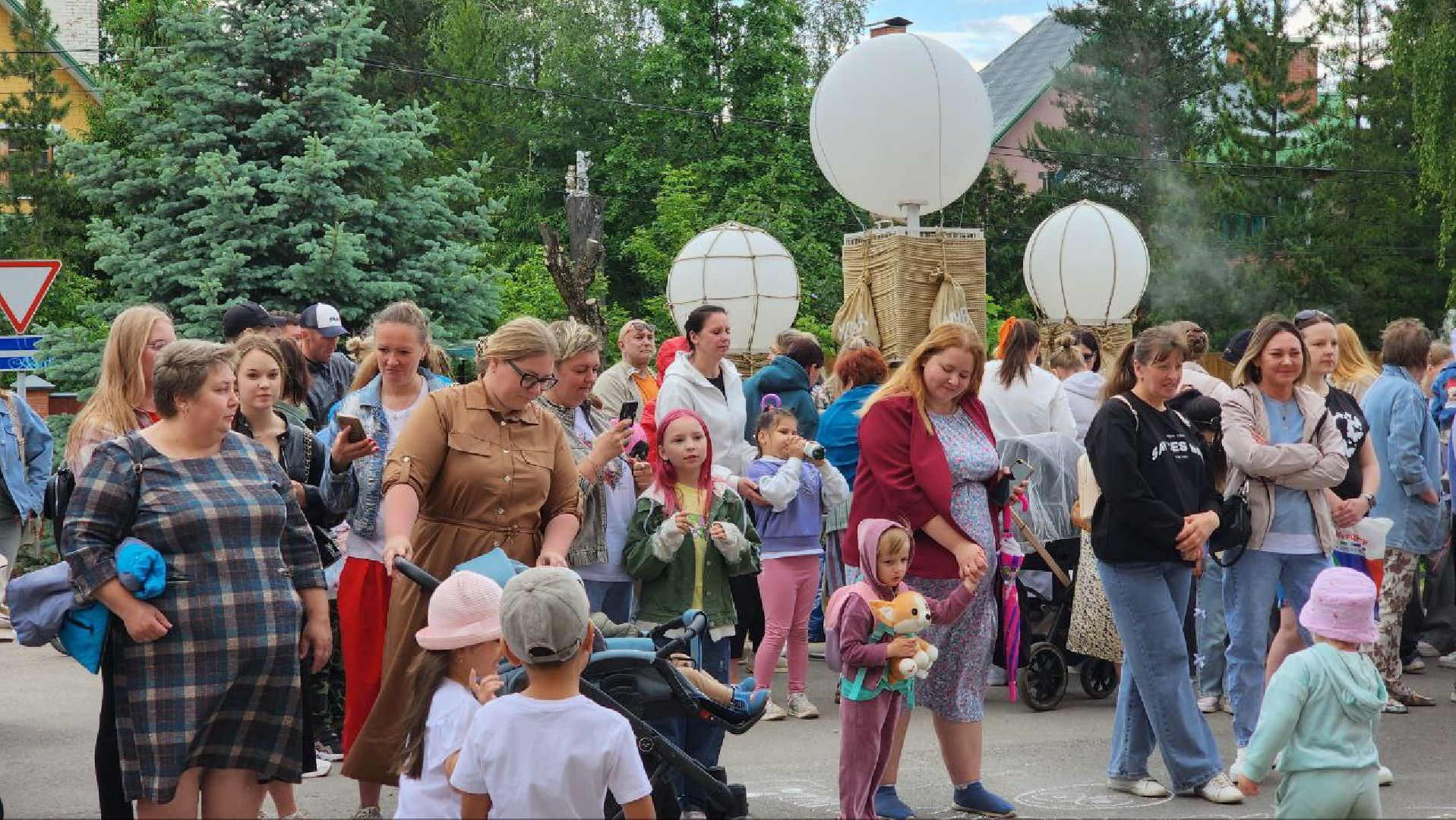 Дмитров, Дом рождения, День защиты детей, Минздрав,