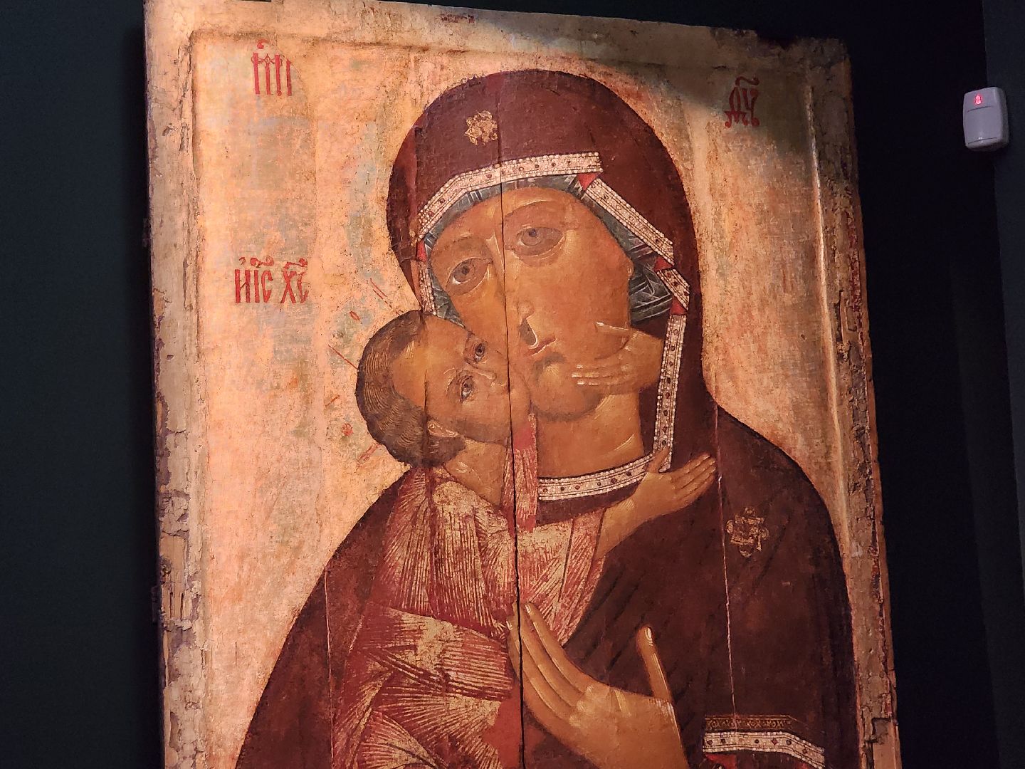 сергиво-посадский городской округ, сергиев посад, сергиево-посадский музей-заповедник, конный двор, выставка, любовью и единением спасемся, федоровская икона,третьяковская галерея,