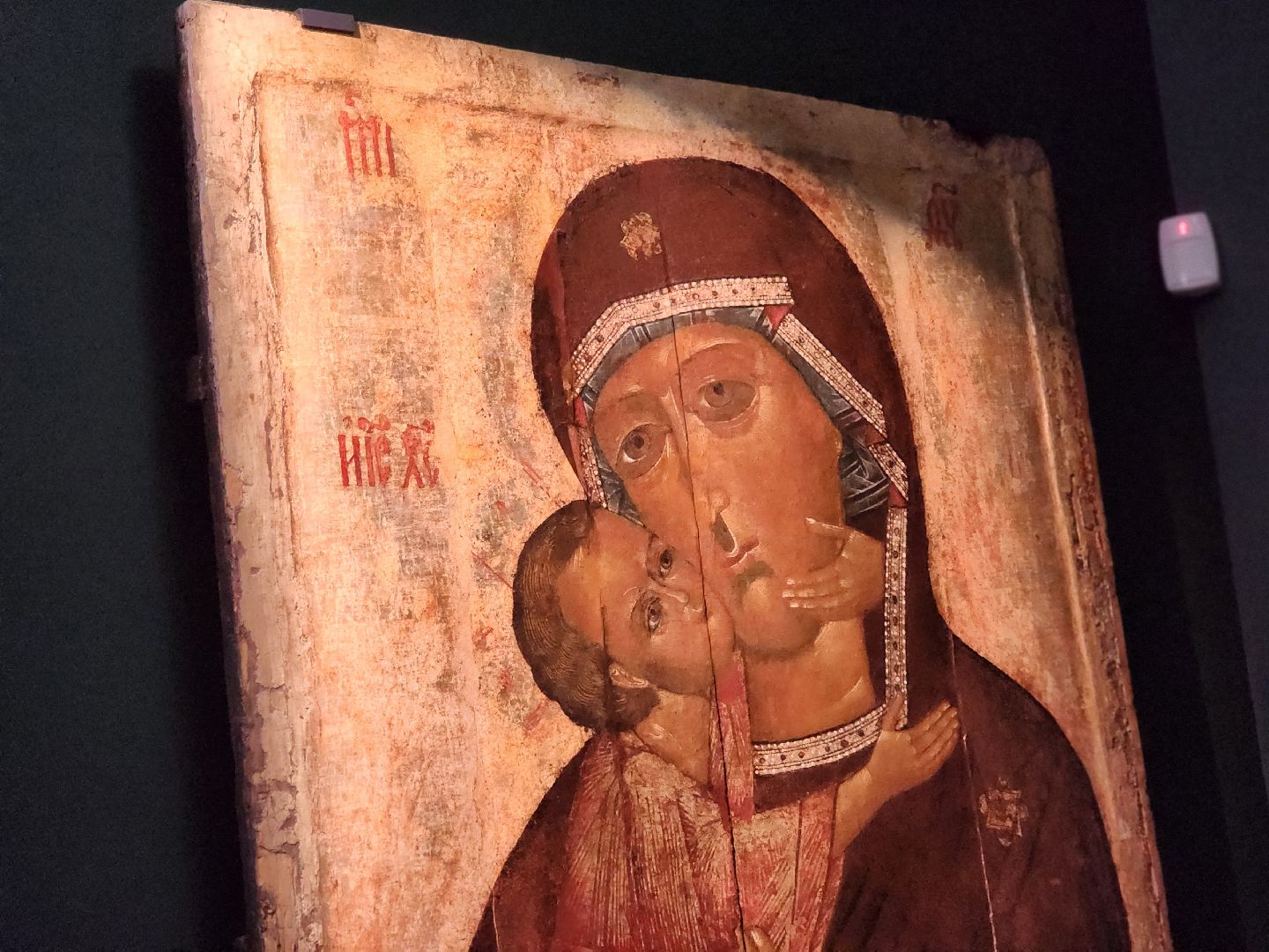 сергиво-посадский городской округ, сергиев посад, сергиево-посадский музей-заповедник, конный двор, выставка, любовью и единением спасемся, федоровская икона,третьяковская галерея,