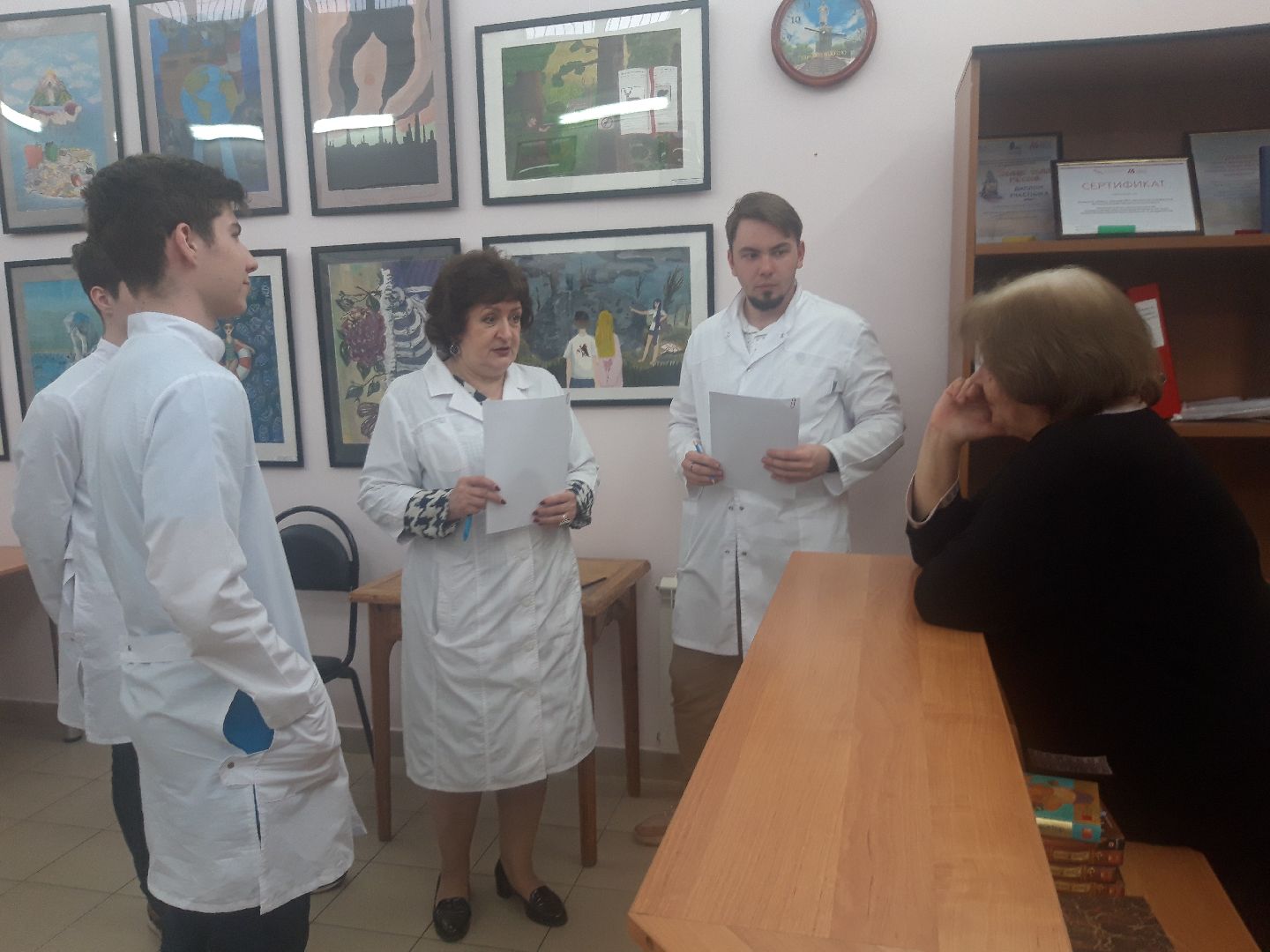 помощь людям, пенсионеры,