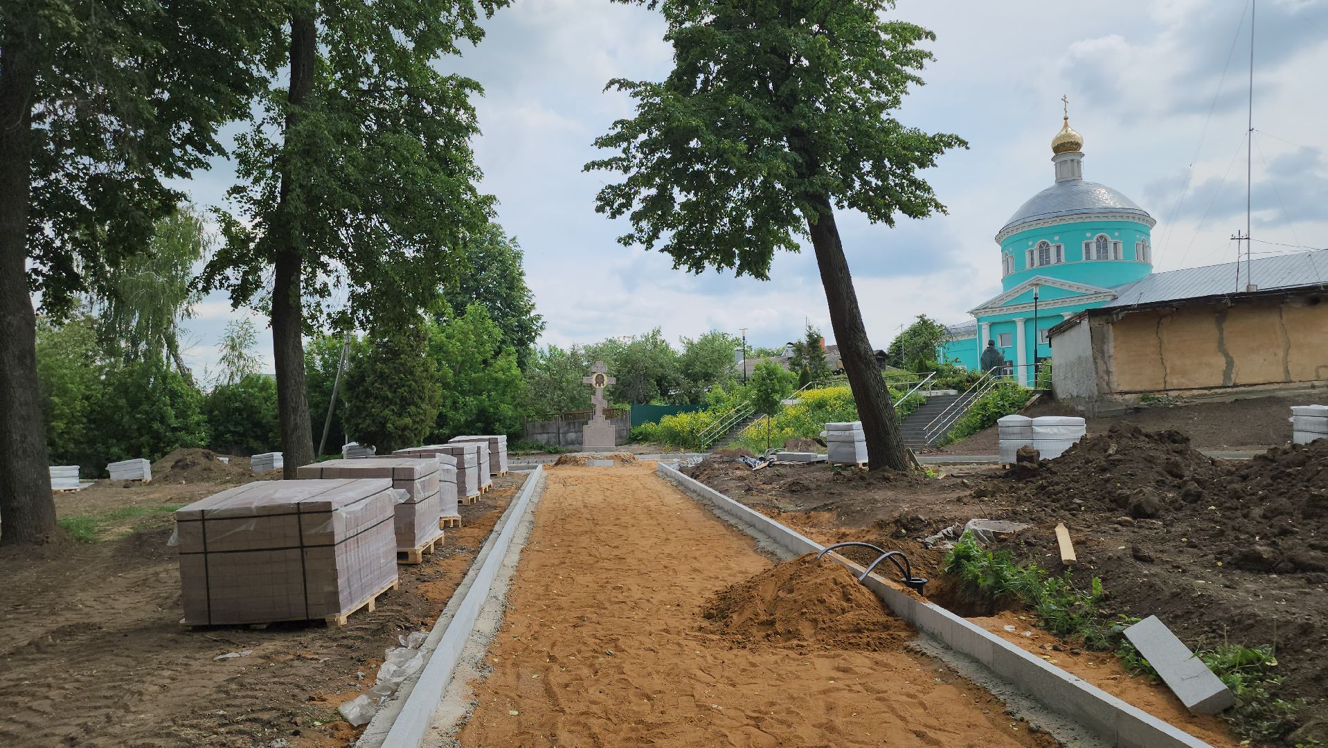 кашира, благоустройство, летний сад, бордюры, аллея, дорожки, тротуары,