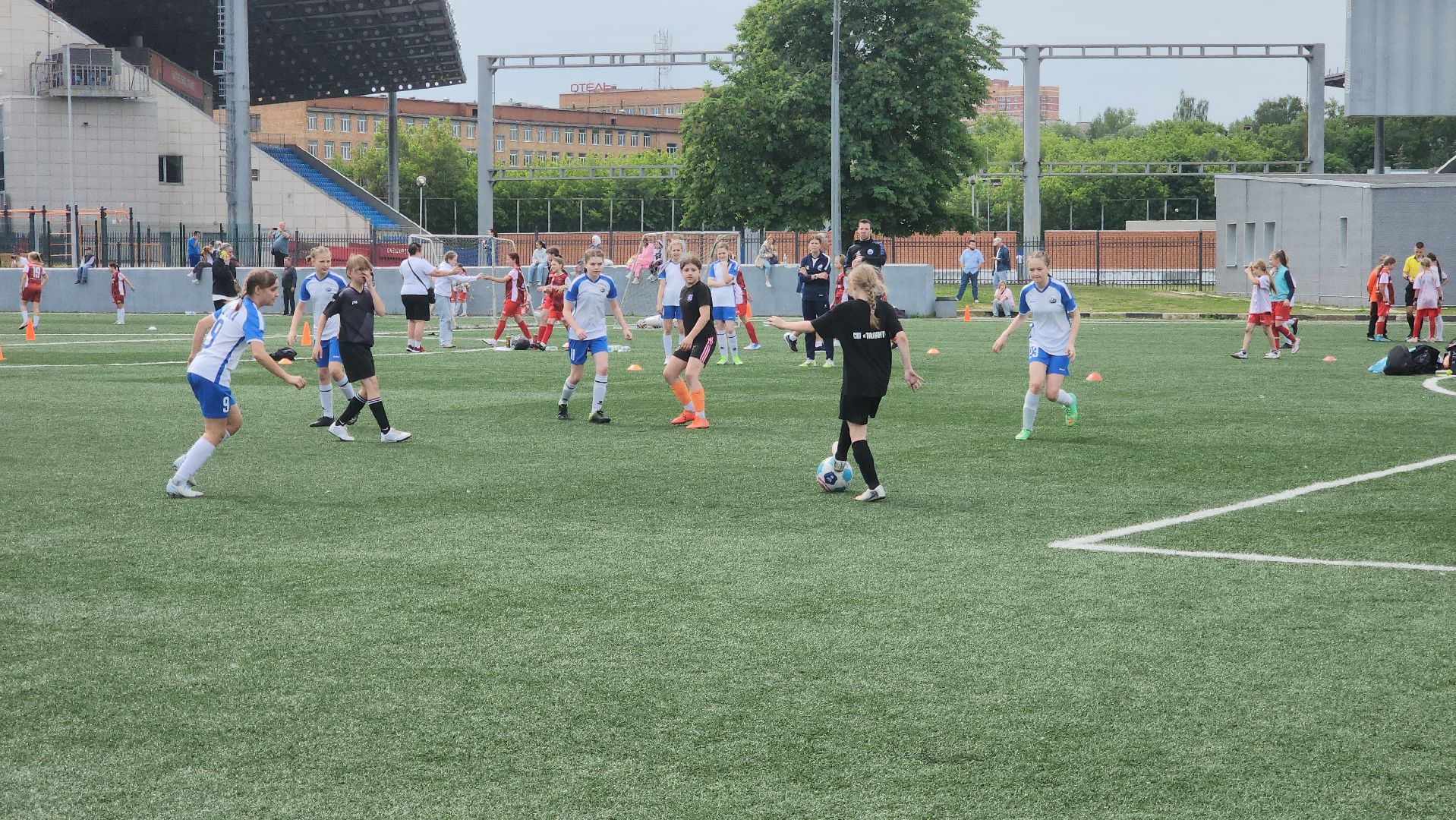 подольск, футбол, кожаный мяч,